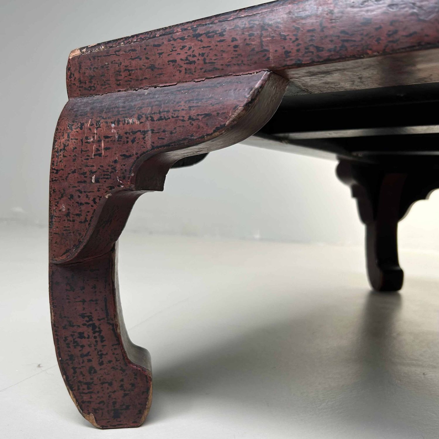 Elegante Japanse Gelakte Lage Tafel - Chabudai 茶袱台, Meiji-periode.