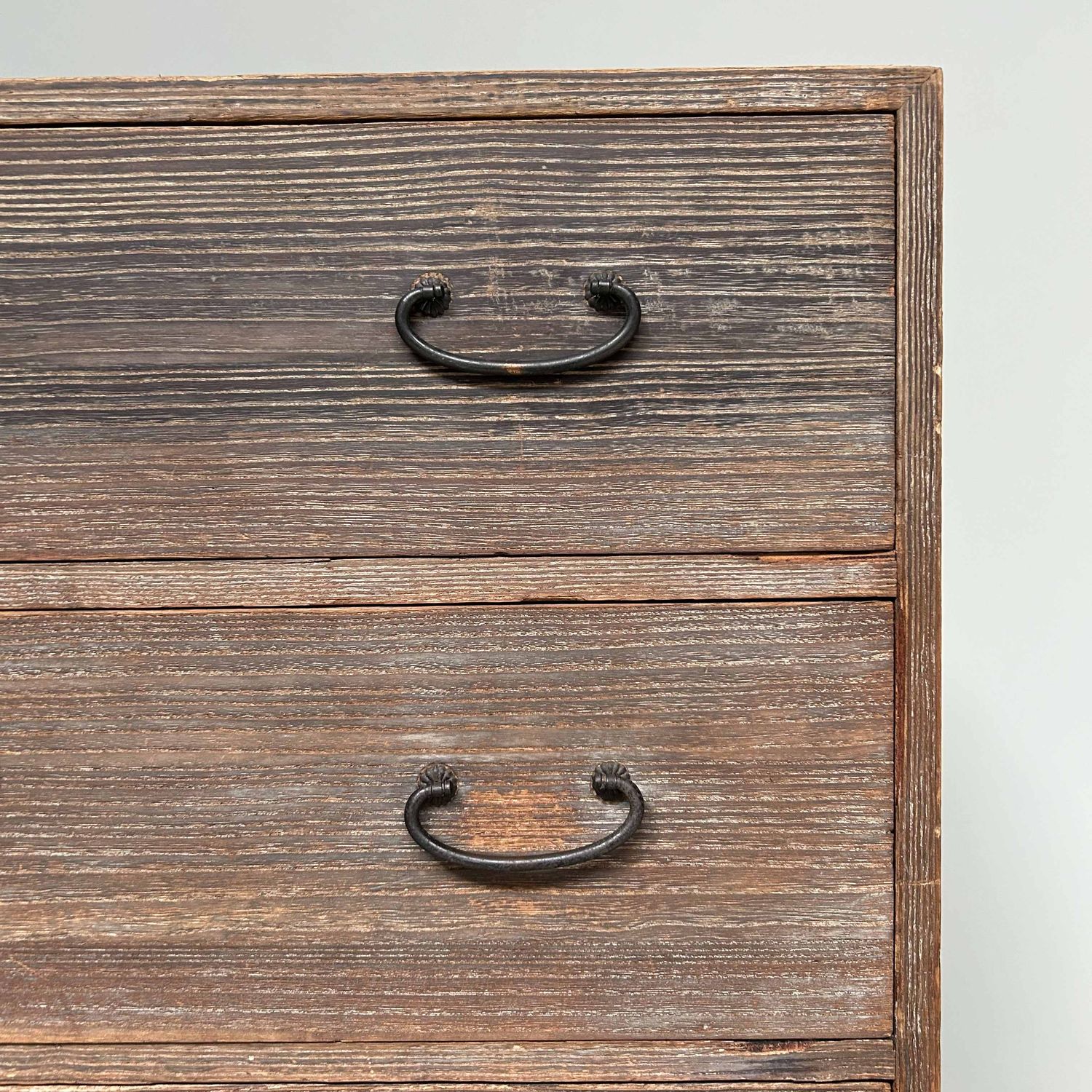 Japanse Kimono Paulownia Tansu Ladekast, Shōwa Periode.