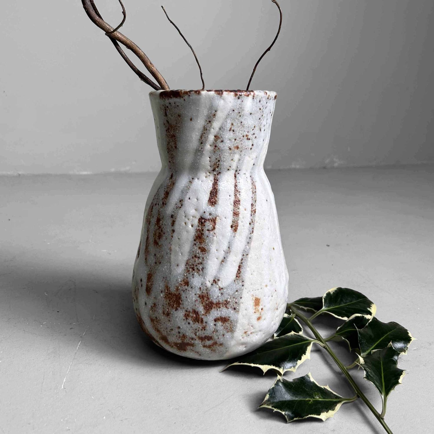 Ikebana Flower Vase, Oujigama 王子, 1970s, Japan.