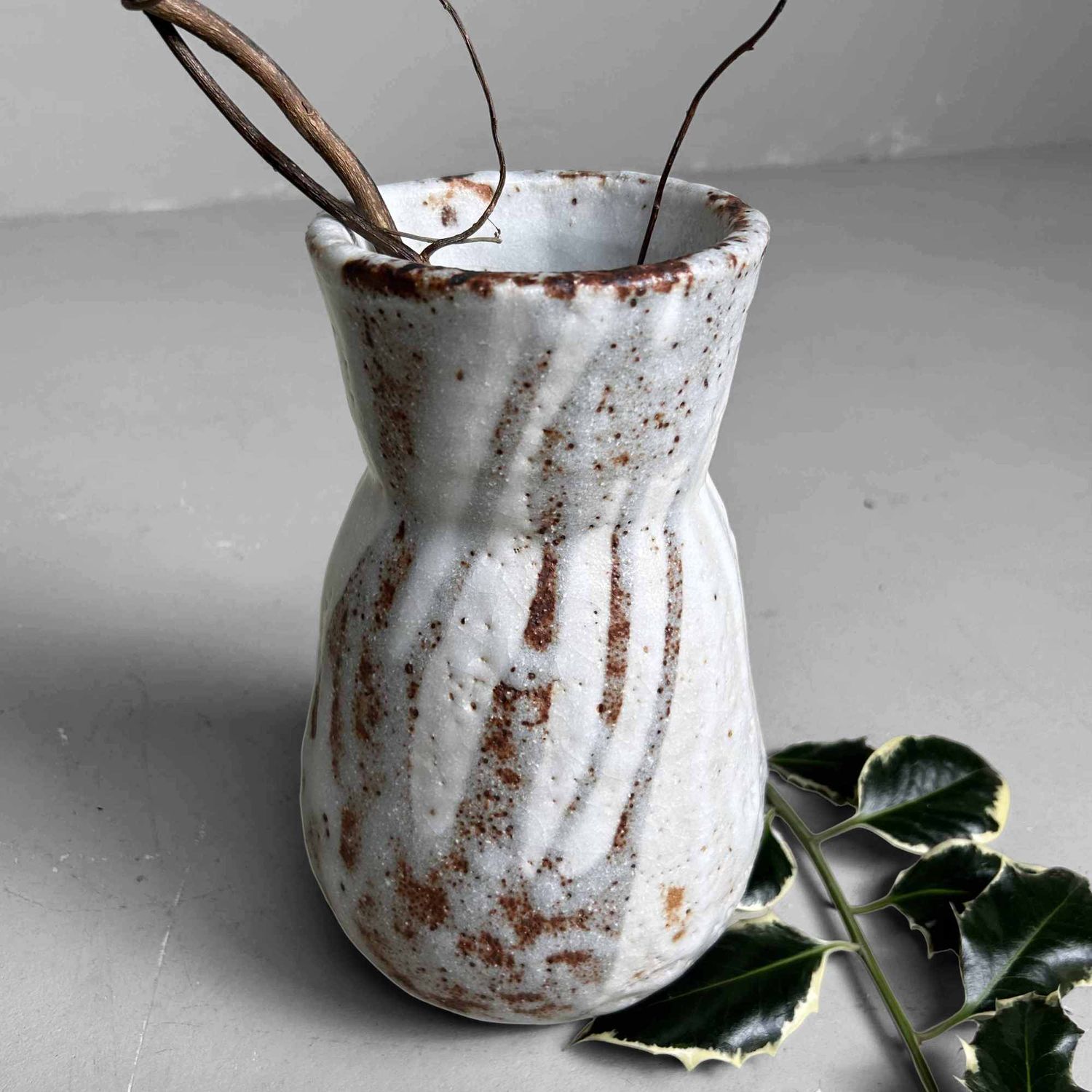 Ikebana Flower Vase, Oujigama 王子, 1970s, Japan.