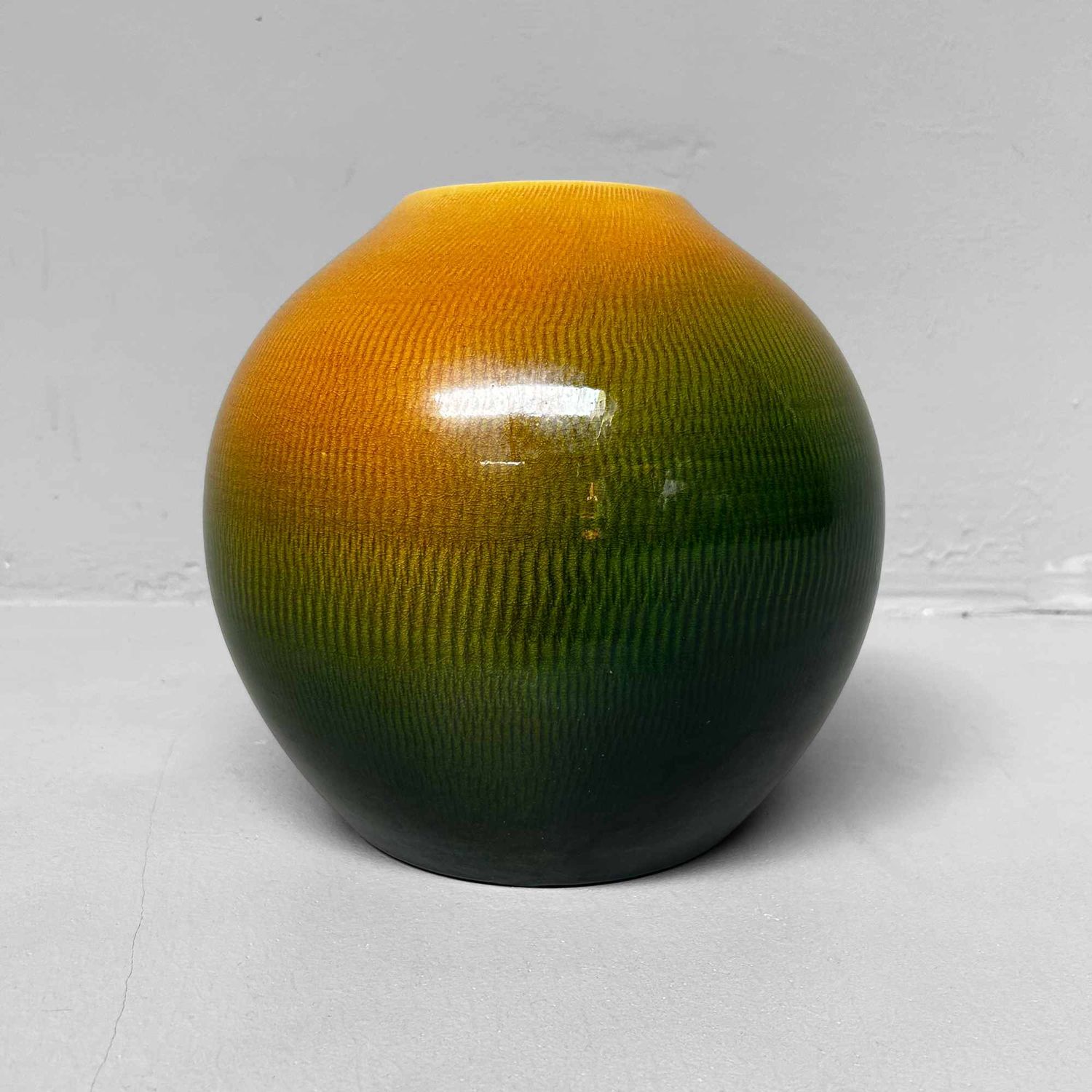 Ikebana Bloemenvaas, Koyo Kiln, Yamazaki, Japan.