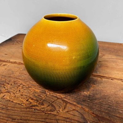 Ikebana Bloemenvaas, Koyo Kiln, Yamazaki, Japan.