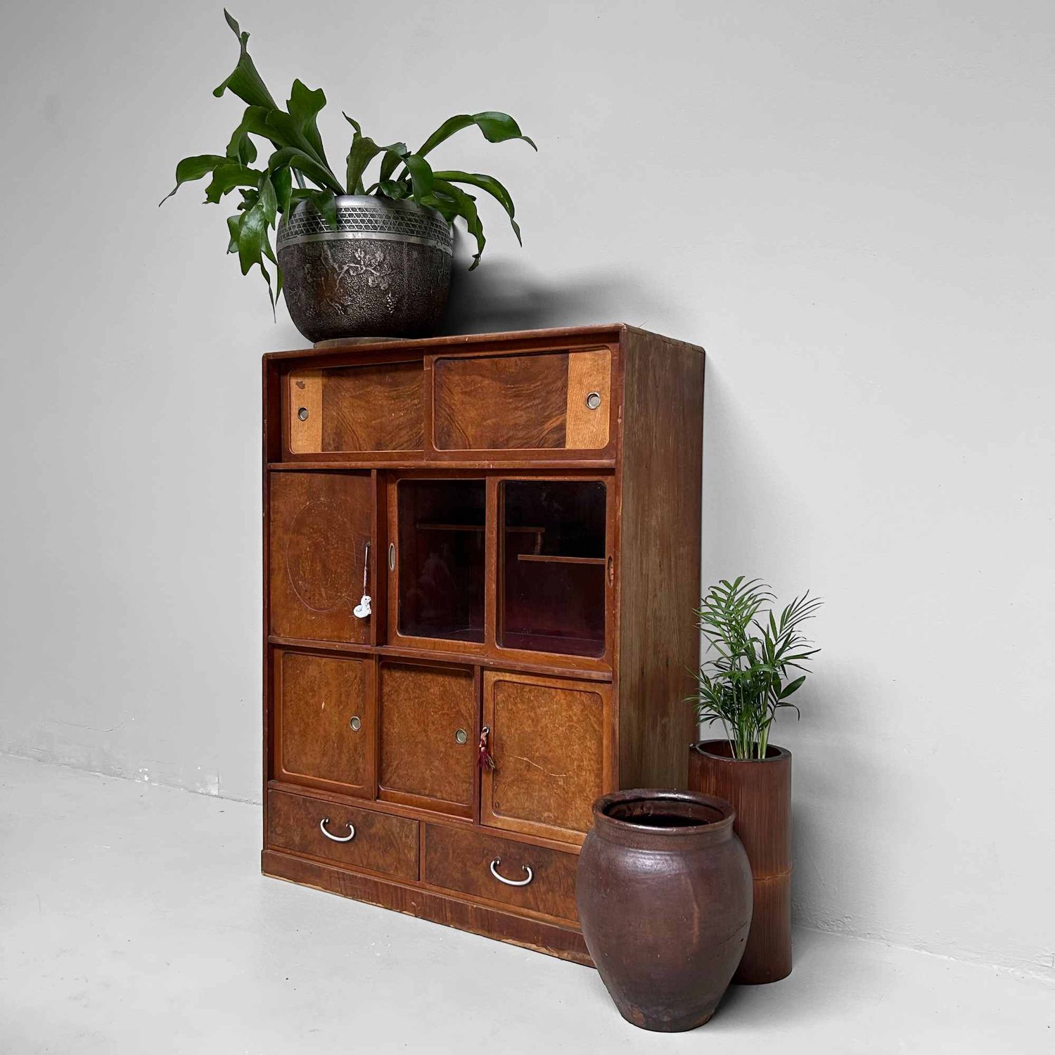 Mid Century Cha Tansu, Japanse Theekast, Shōwa Periode.