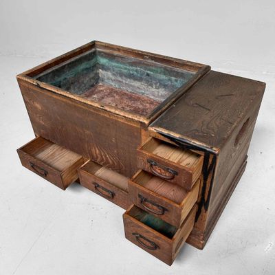Traditional Nagahibachi 長火鉢, Meiji Period, Japan.