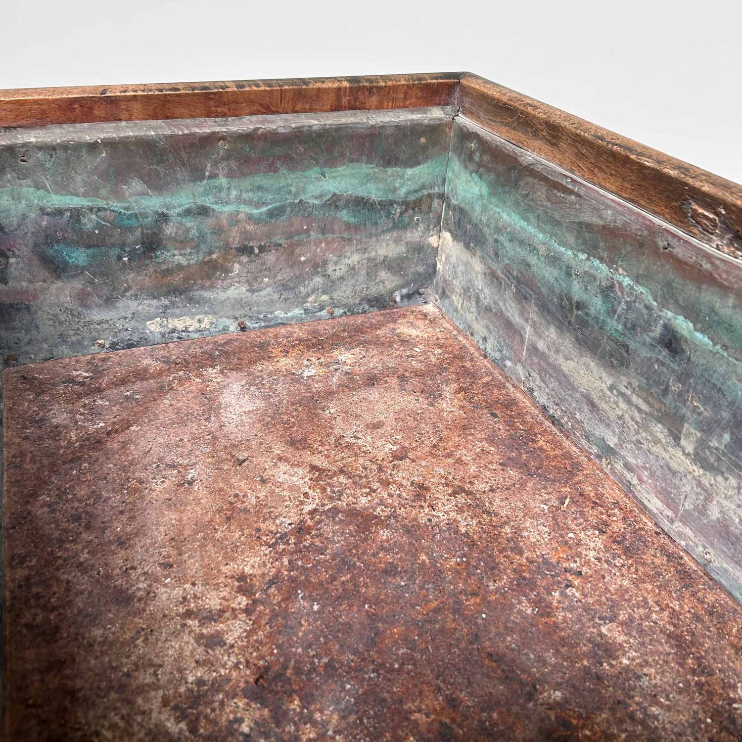 Traditionele Nagahibachi 長火鉢, Meiji-periode, Japan.