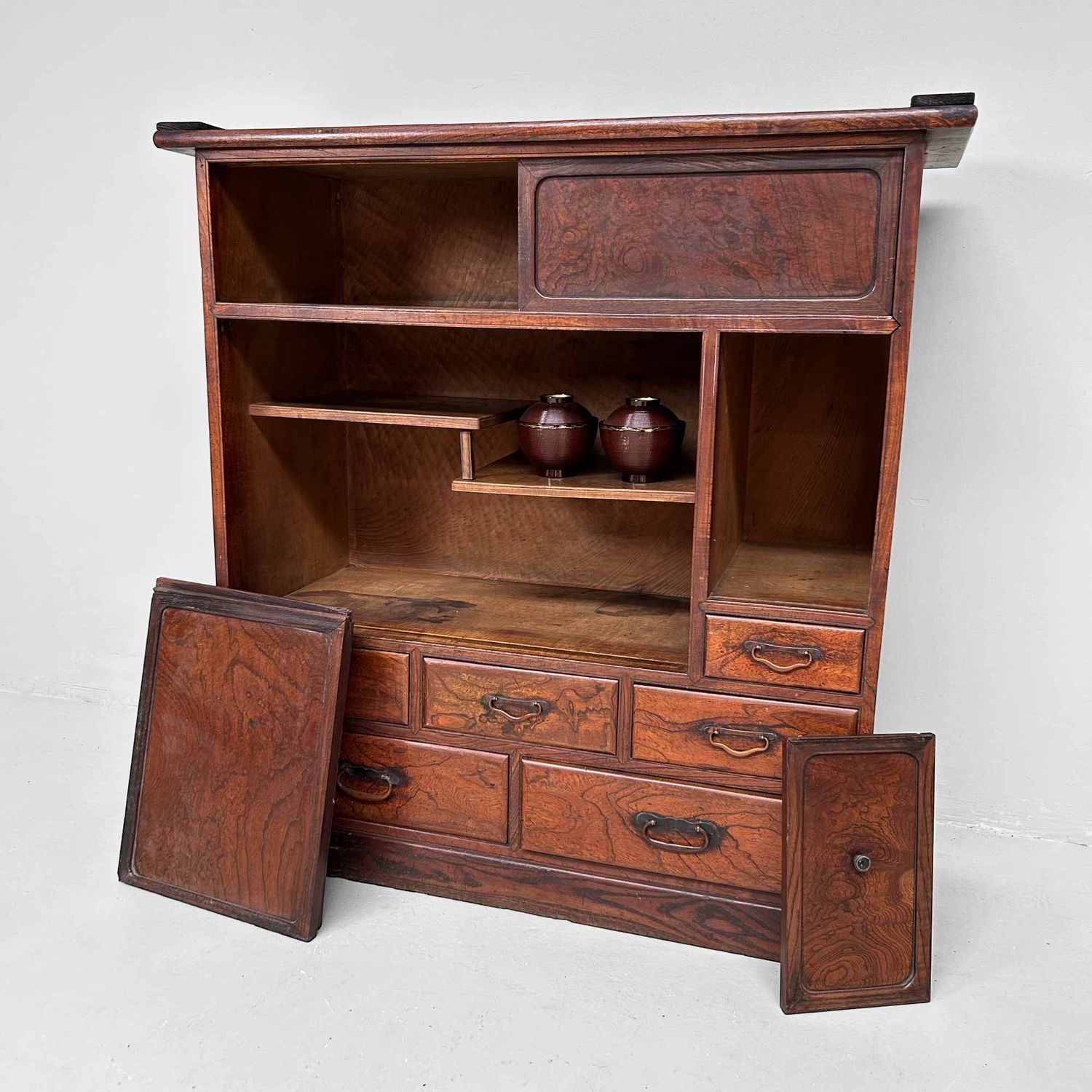 Japanse Traditionele Theekast Cha Tansu 茶箪笥, Meiji-periode.