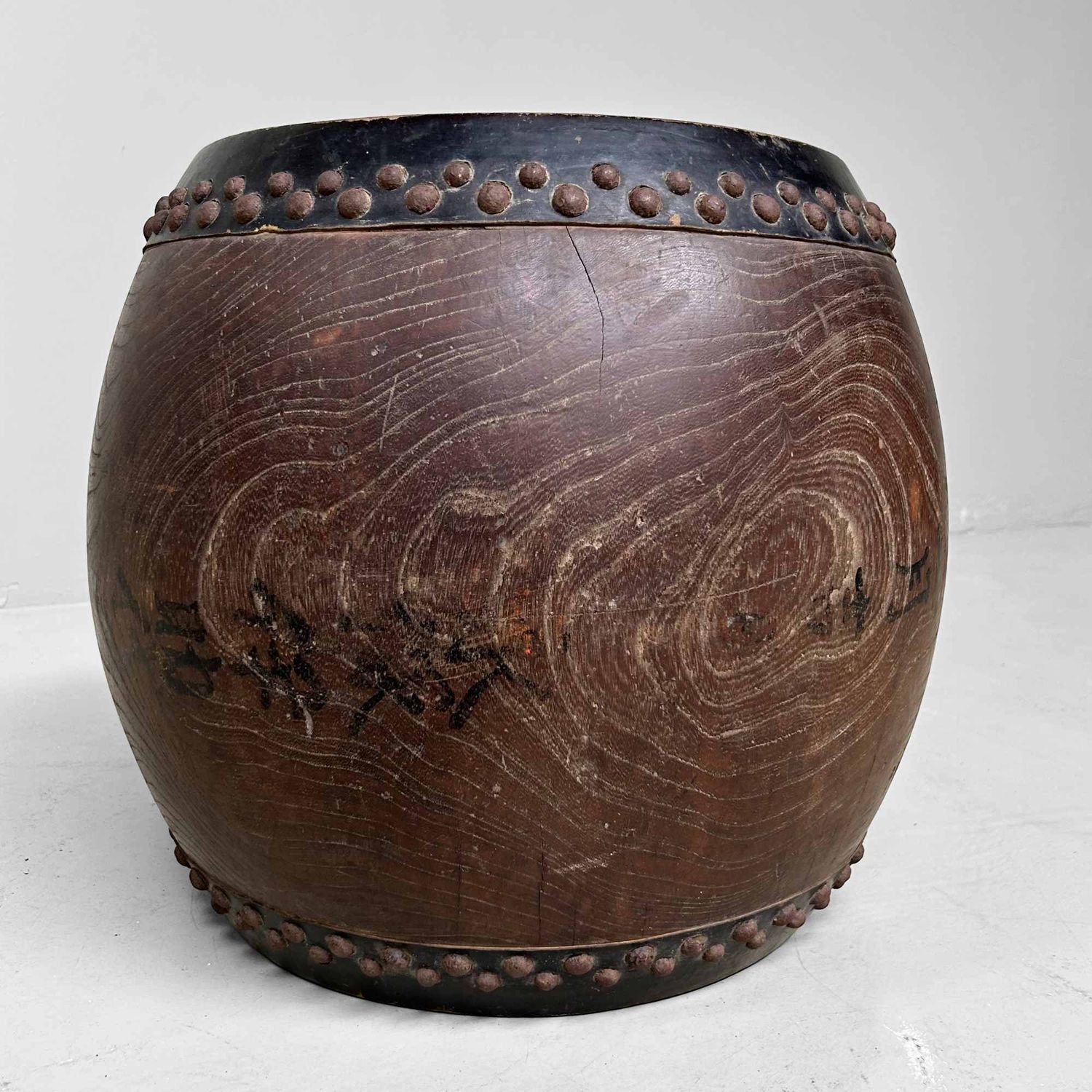 Antieke Japanse Taiko Drum, Meiji-periode. Antieke Japanse Taiko Drum, Meiji-periode.