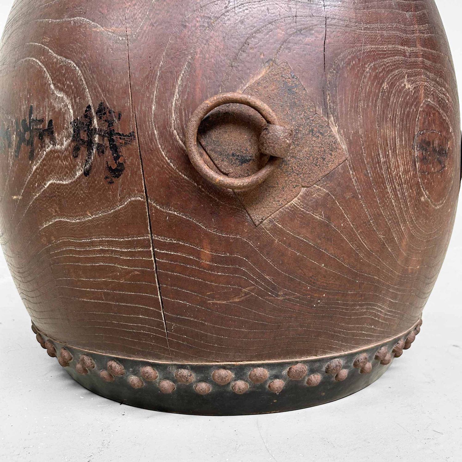 Antieke Japanse Taiko Drum, Meiji-periode. Antieke Japanse Taiko Drum, Meiji-periode.
