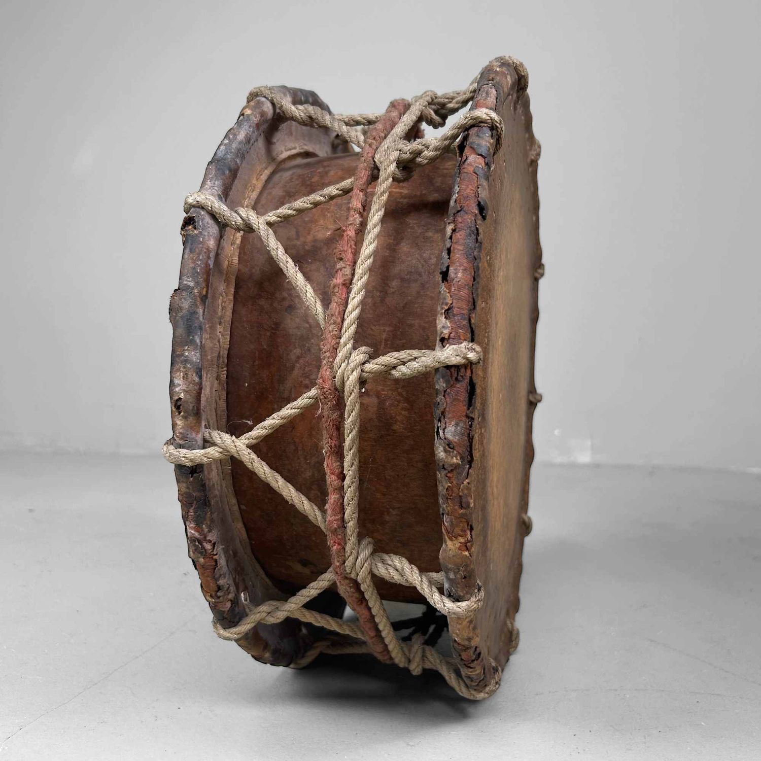 Shimedaiko, Japanese Barrel Drum, Late Edo Period.