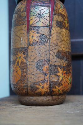 Vintage Sosaku Kokeshi door Inosuke Kobayashi, Japan.