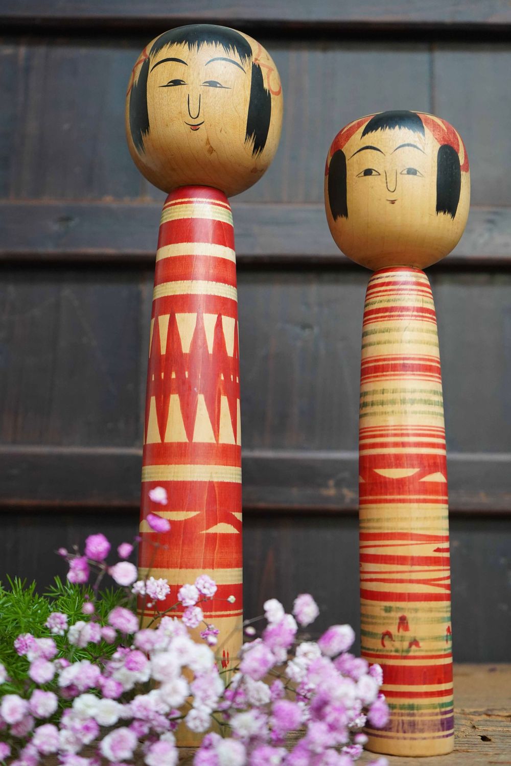 Set Vintage Traditional 'Tsuchiyu' Kokeshi by Imaizumi Genji and Watanabe Sadami, Japan. Set Vintage Traditional 'Tsuchiyu' Kokeshi by Imaizumi Genji and Watanabe Sadami, Japan.
