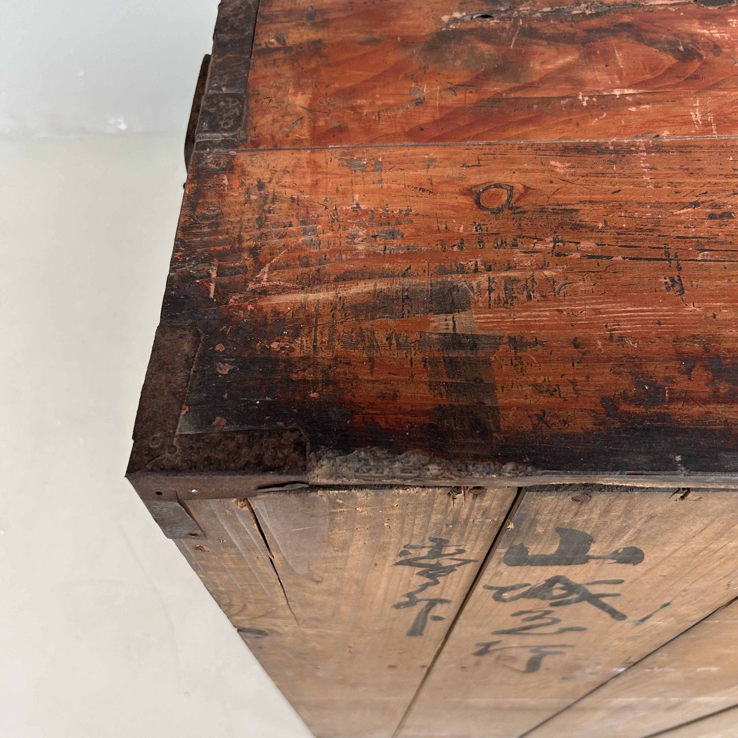 Japanese Traditional Tansu Drawer Cabinet, Meiji Period.
