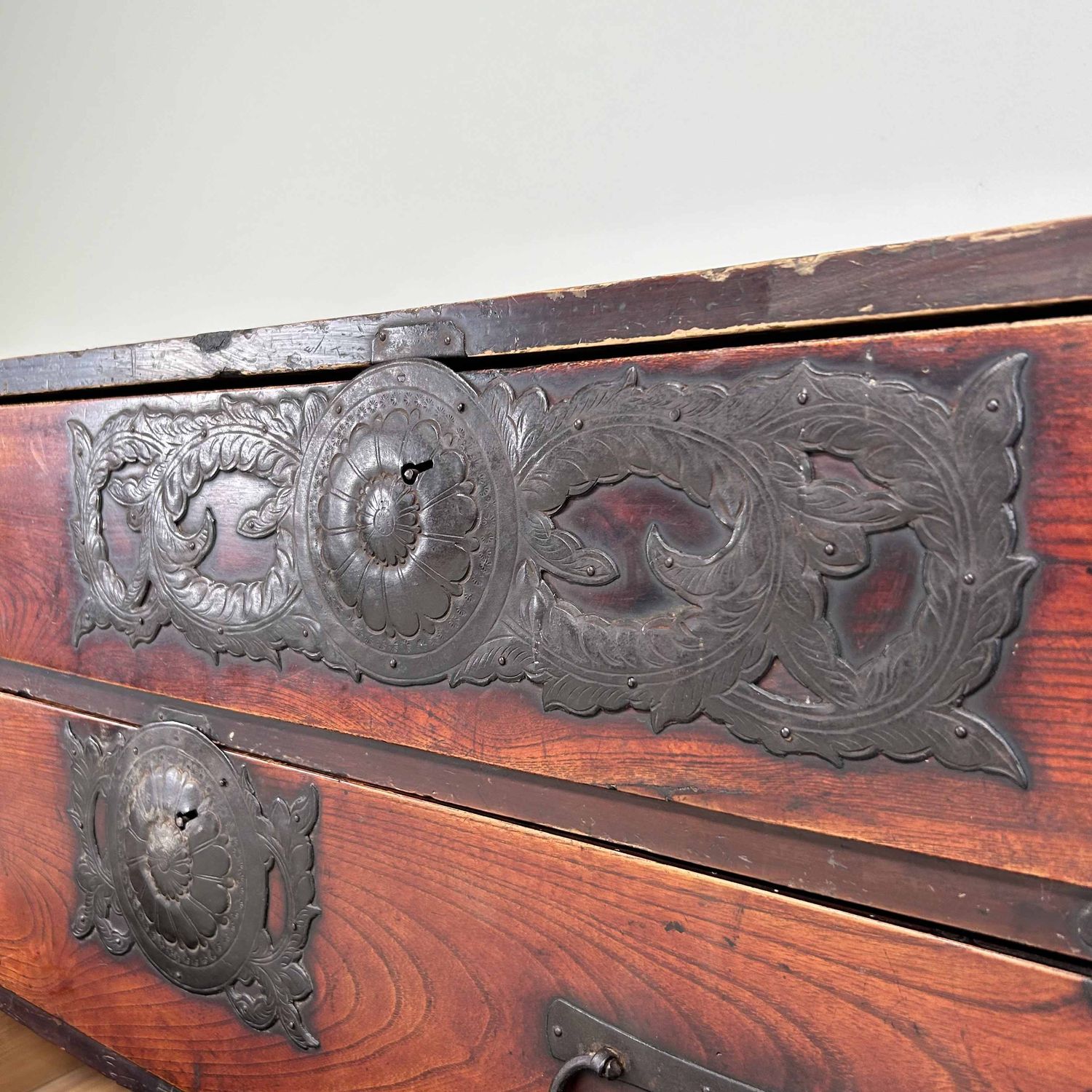 Japanese Traditional Tansu Drawer Cabinet, Meiji Period.