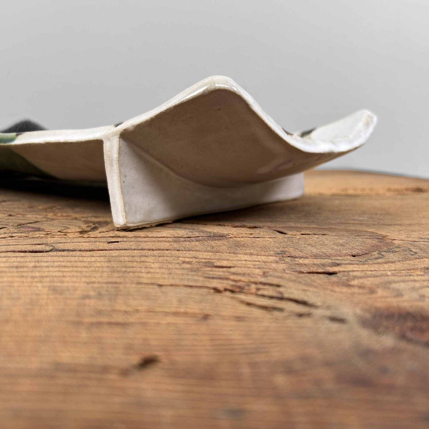 Keramieken Kyo Yaki Serveerschaal, Shōwa periode, Japan.