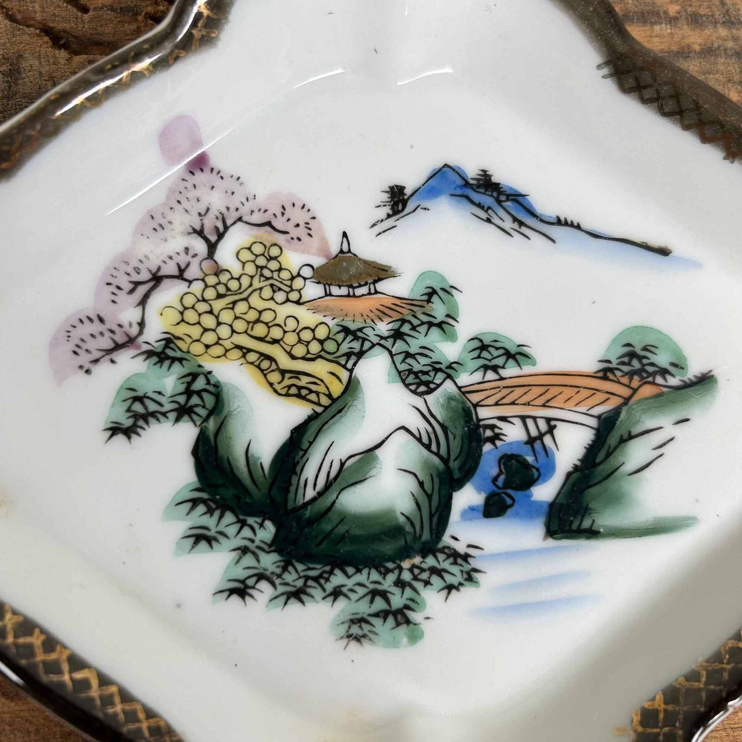 Handgeschilderd Porseleinen Schaal, Taishō-periode, Japan.