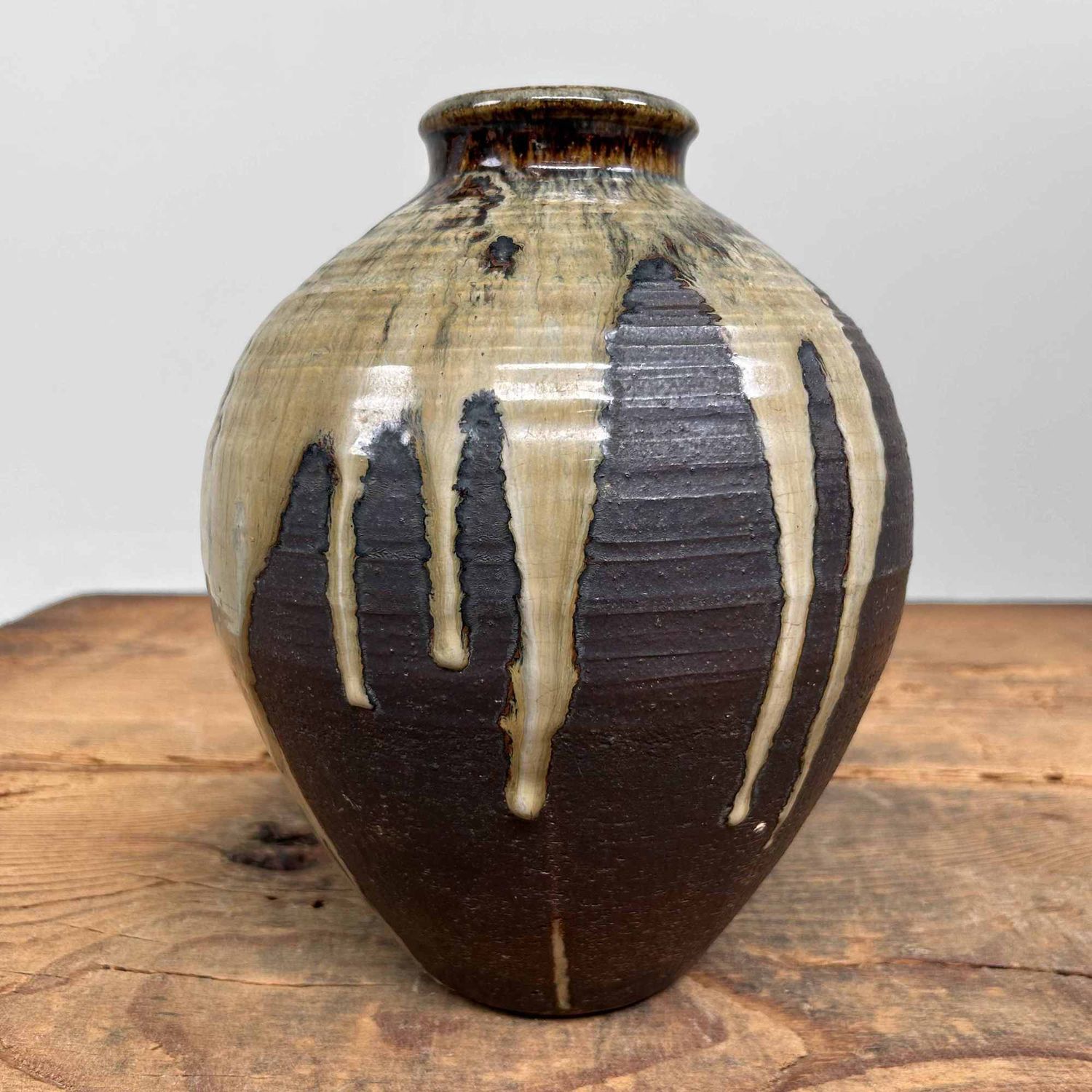 Decoratieve Shigaraki Ware Ikebana Bloemenvaas, Taishō-periode, Japan.