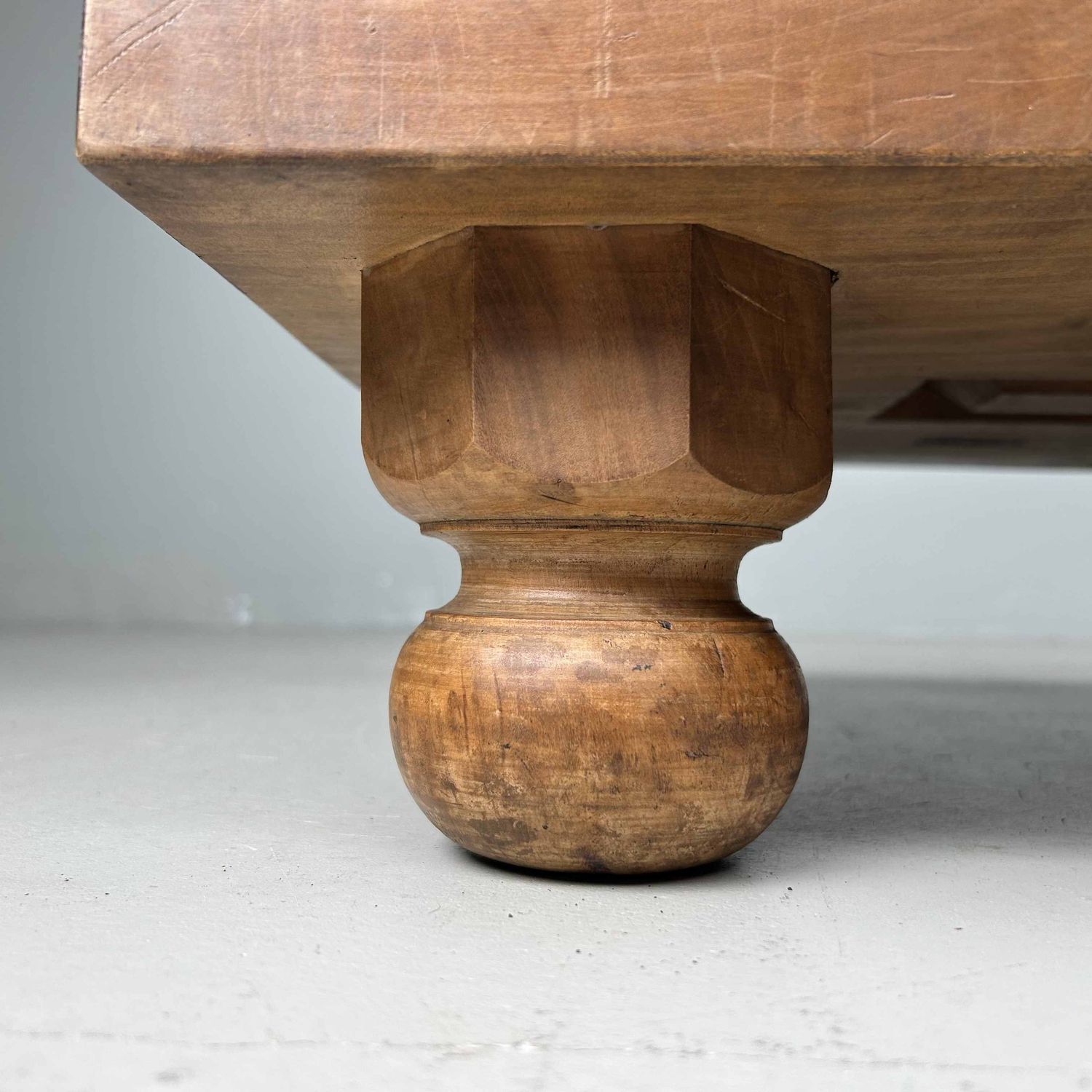 GO spelbord Goban Kaya, Lage Keyaki Houten Tafel, Taishō, Japan.