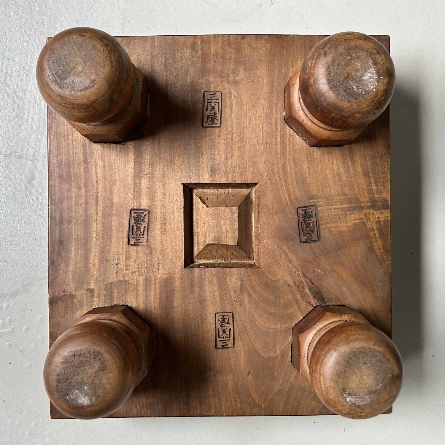 GO spelbord Goban Kaya, Lage Keyaki Houten Tafel, Taishō, Japan.