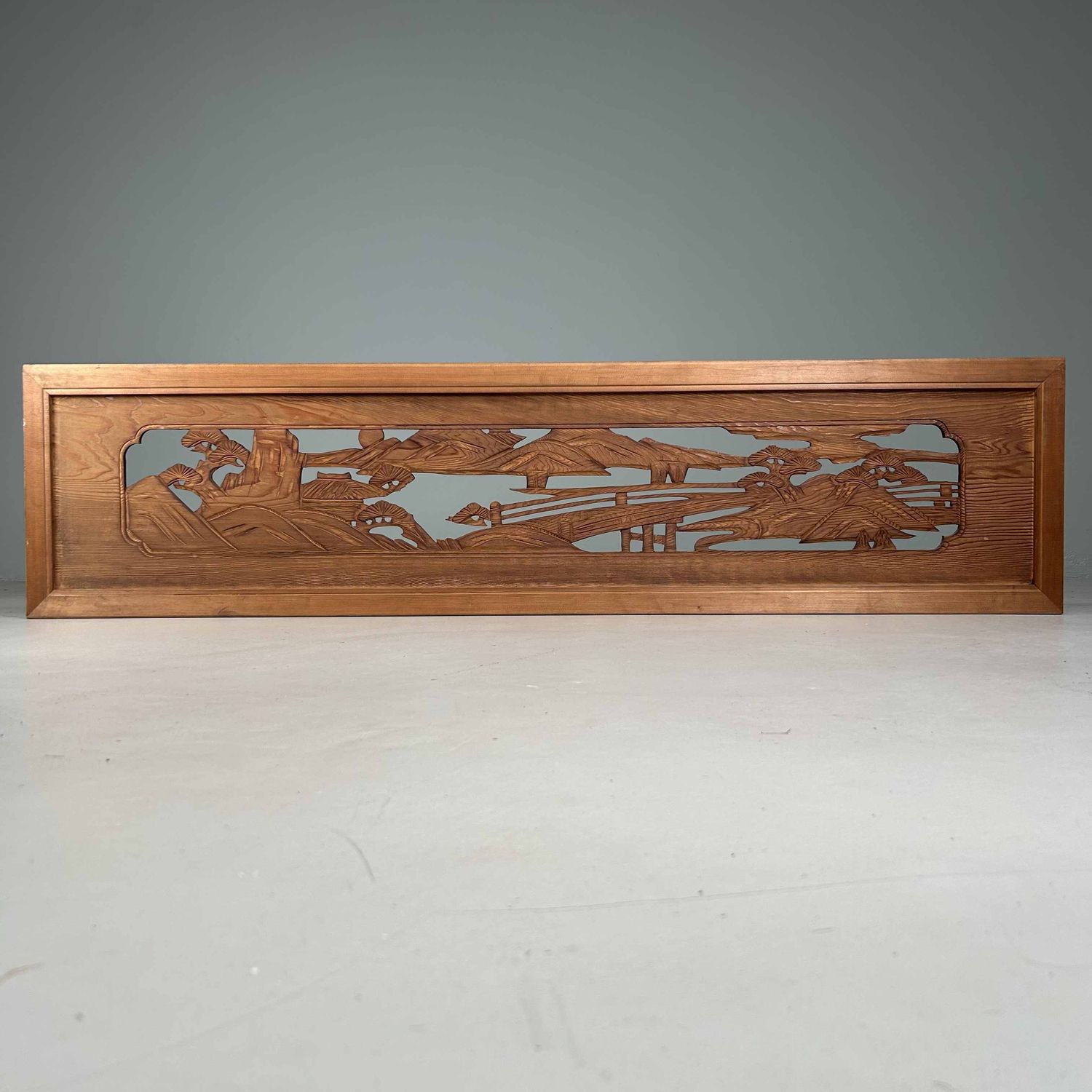 Houten Ranma (欄間) 'Tempel Berglandschap', Taisho, Japan.