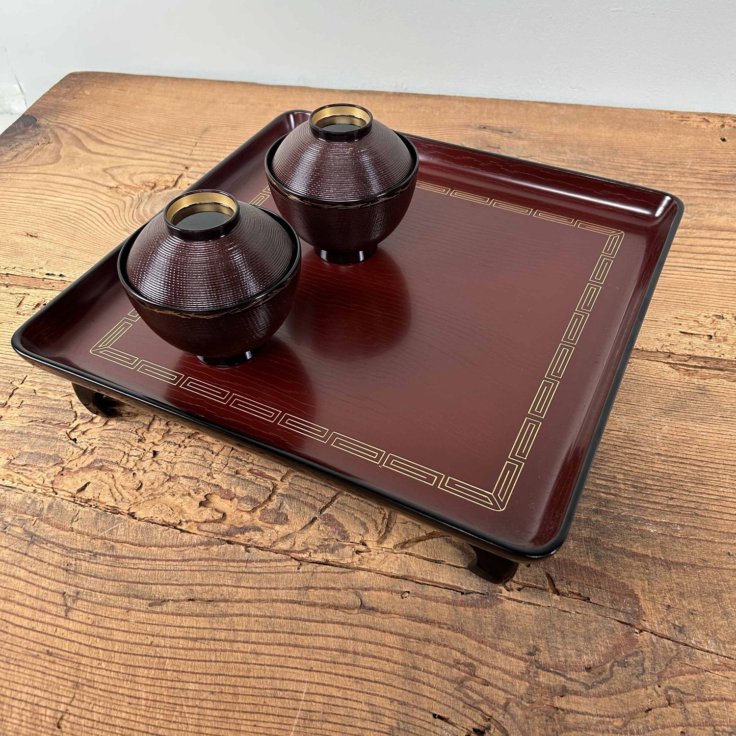 Houten Urushi Gelakte Theetafel Presenteerblad, Shōwa, Japan.