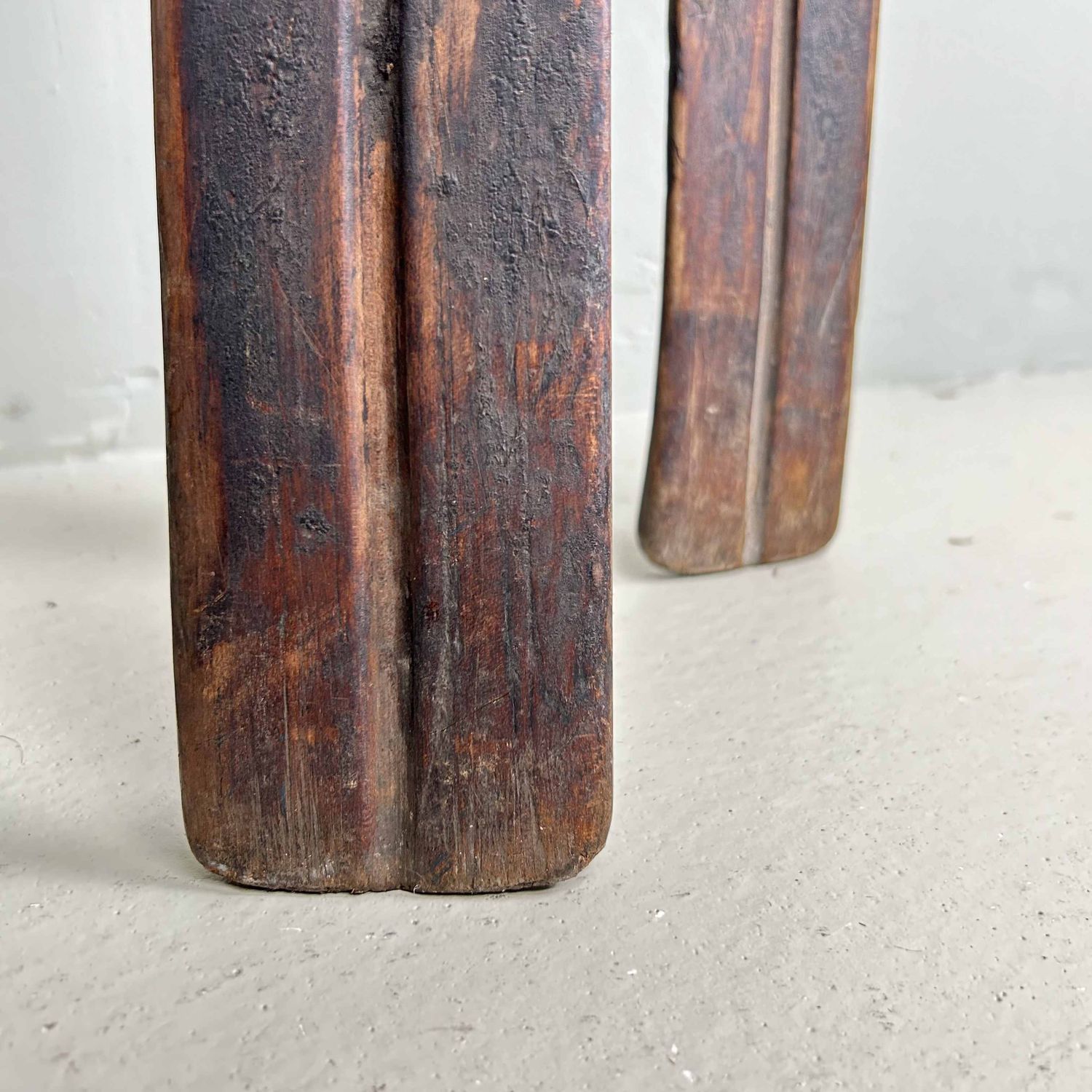 Antieken Houten Ski's met Bamboe Skistokken, Taishō periode.