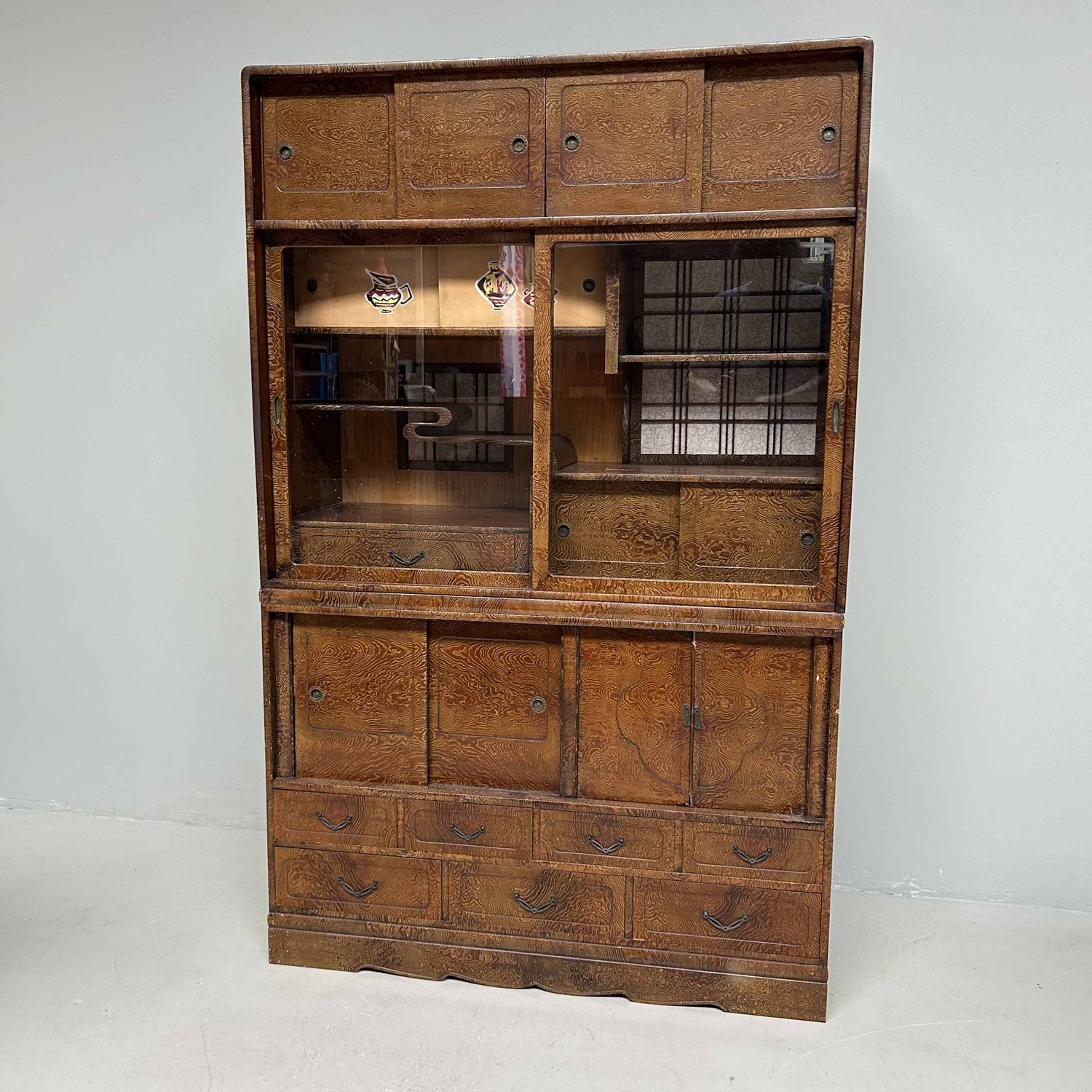Grote Mid Century Cha Tansu, Japanse Theekast, Shōwa Periode.