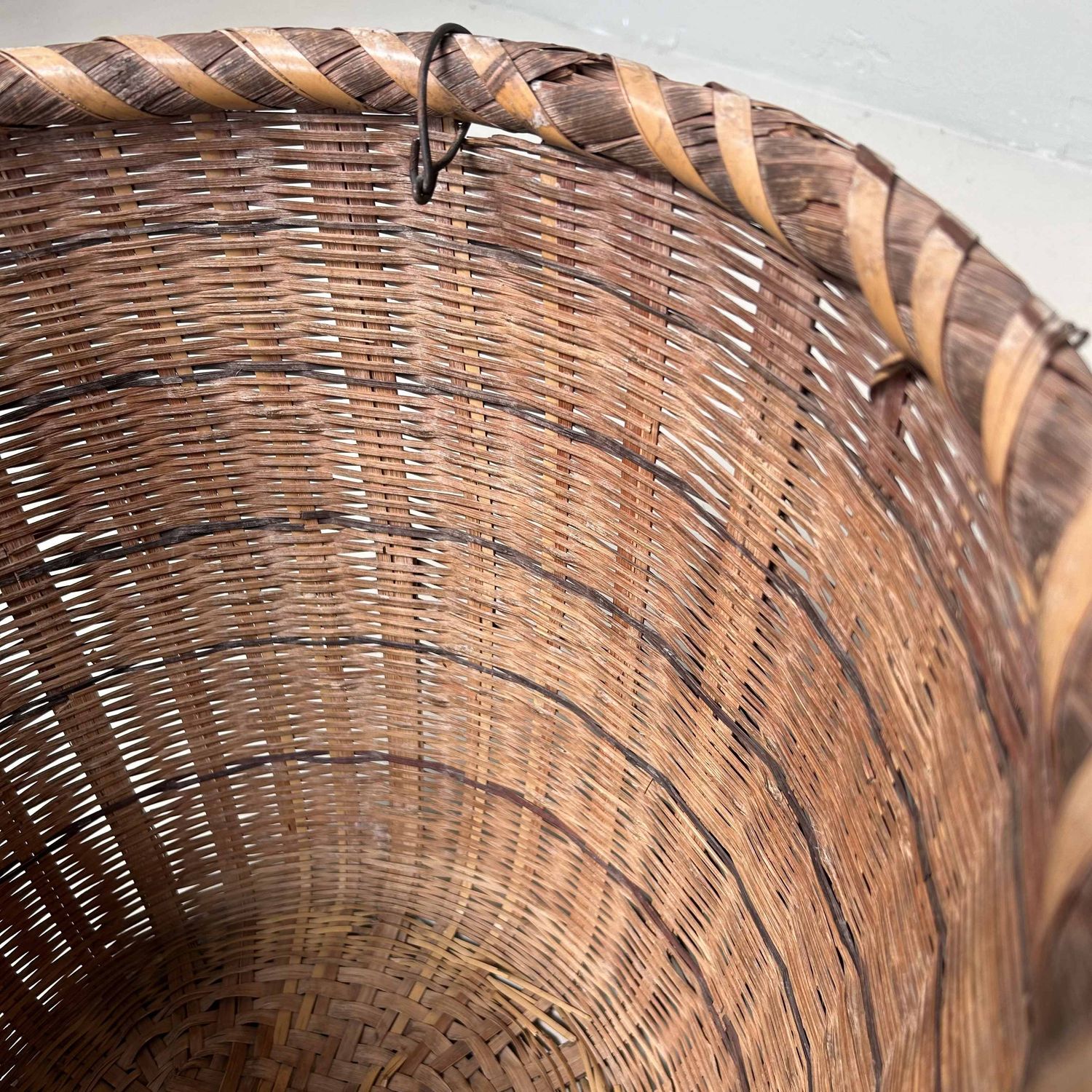 Traditional Japanese Okimono Kago (置物籠) Bamboo Basket, Shōwa Era.