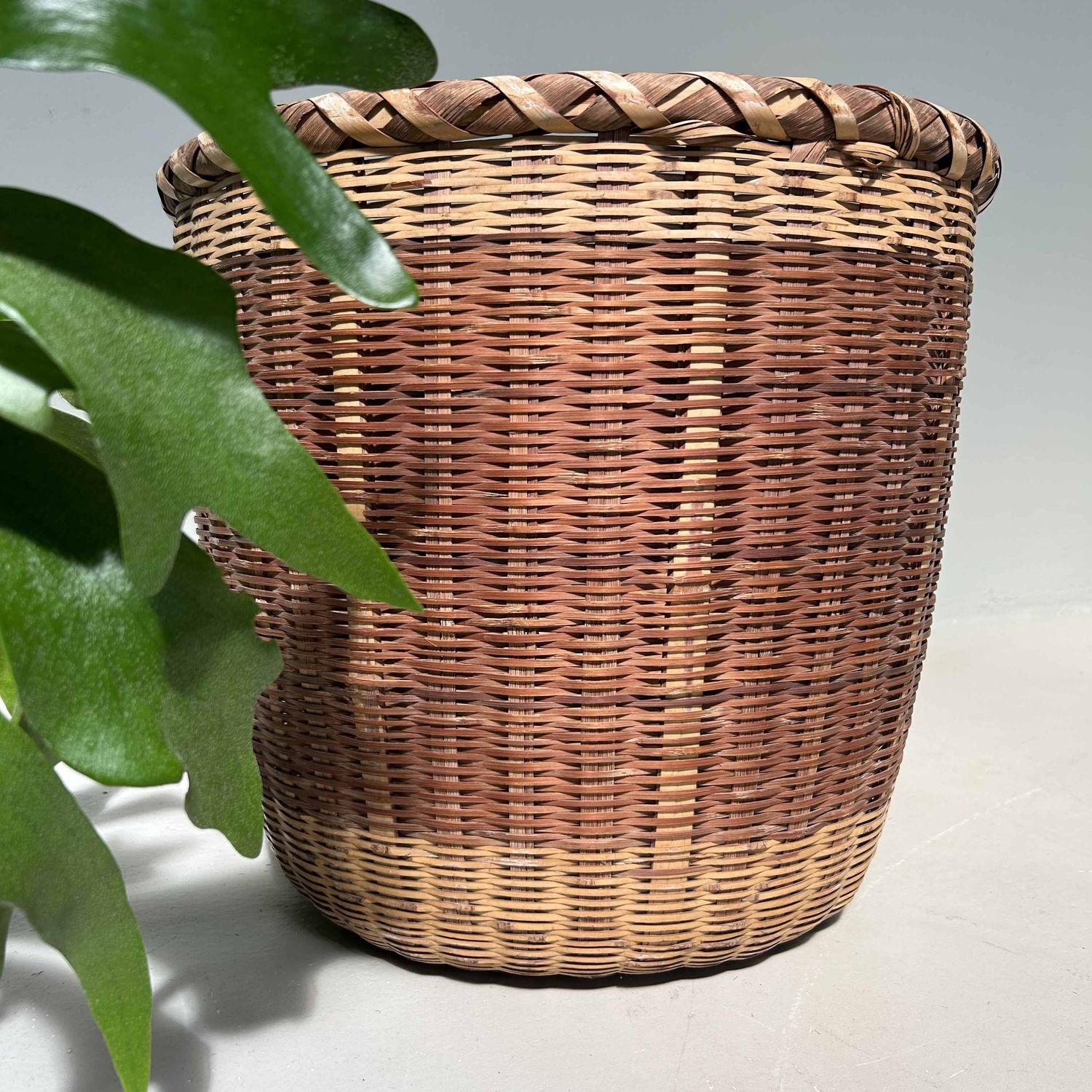 Traditional Japanese Okimono Kago (置物籠) Bamboo Basket, Shōwa Era.