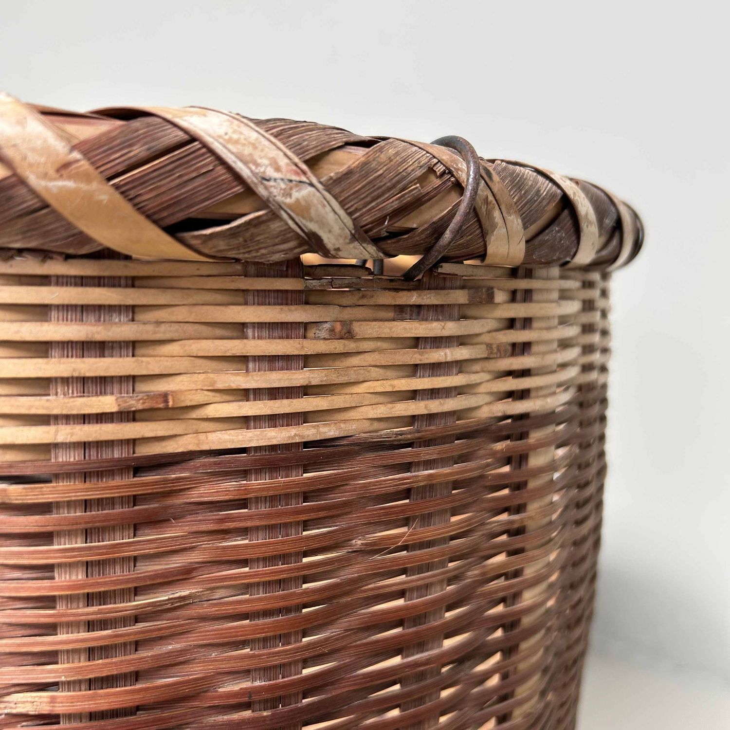 Traditional Japanese Okimono Kago (置物籠) Bamboo Basket, Shōwa Era.