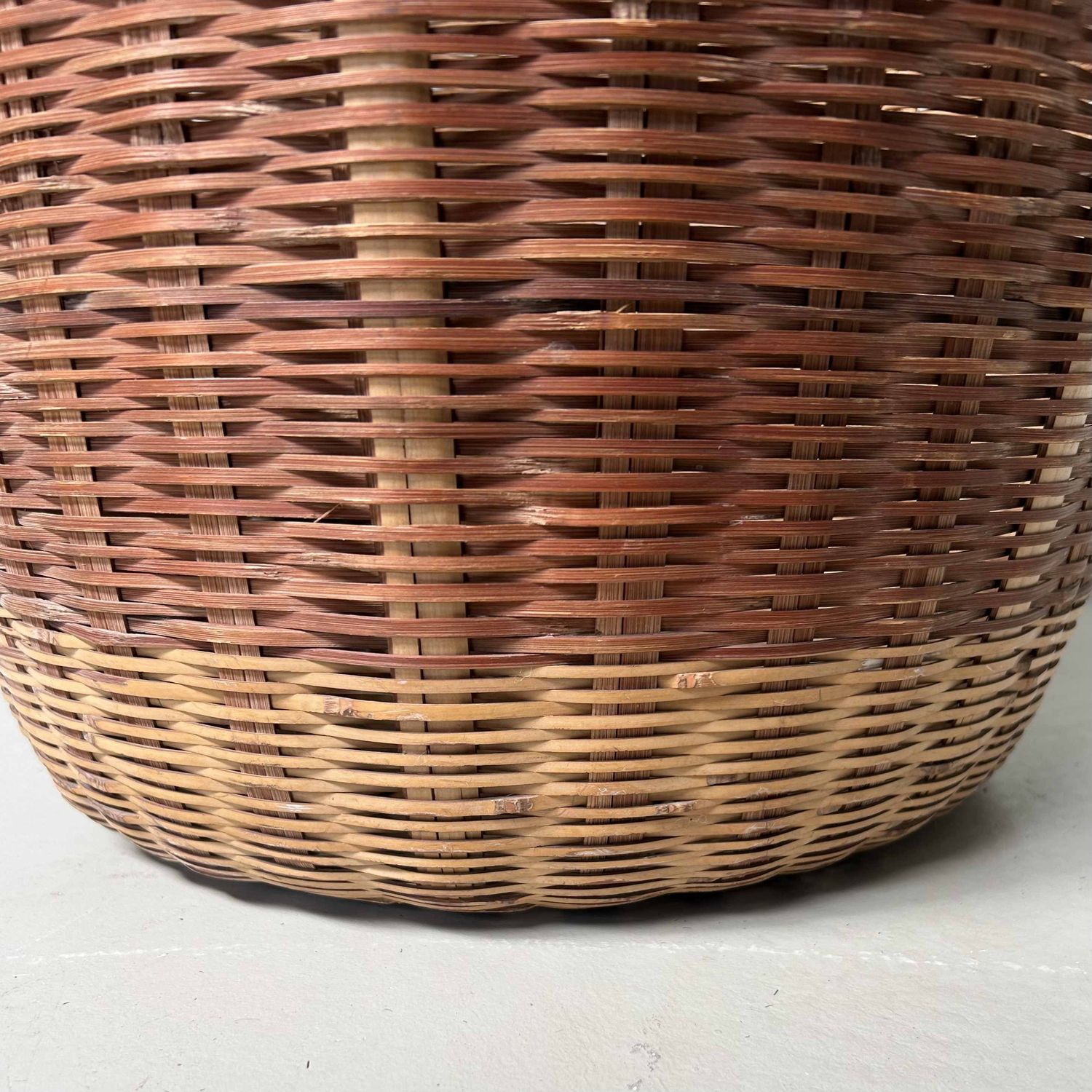 Traditional Japanese Okimono Kago (置物籠) Bamboo Basket, Shōwa Era.