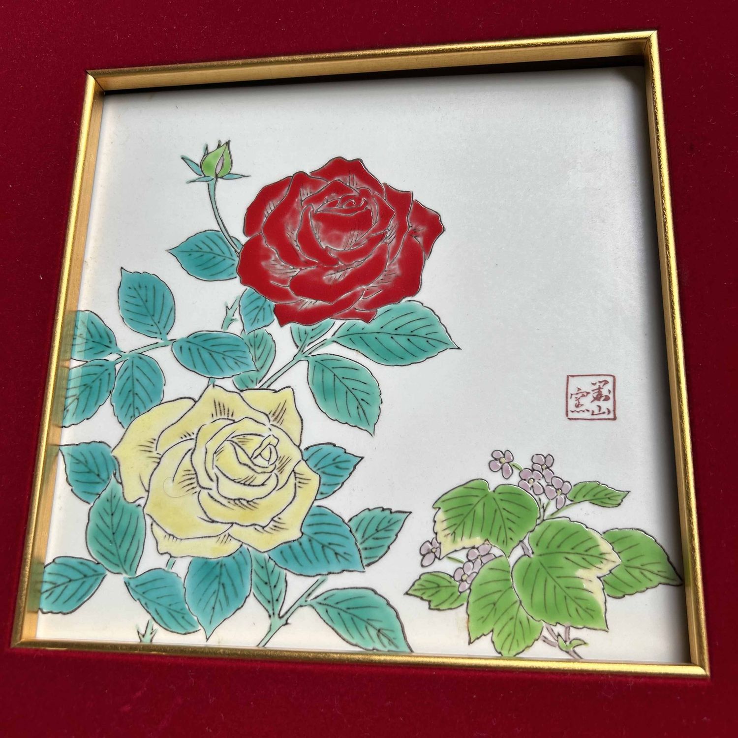 Arita Porseleinen Muurdecoratie 'Rozen', Shōwa-periode, Japan.