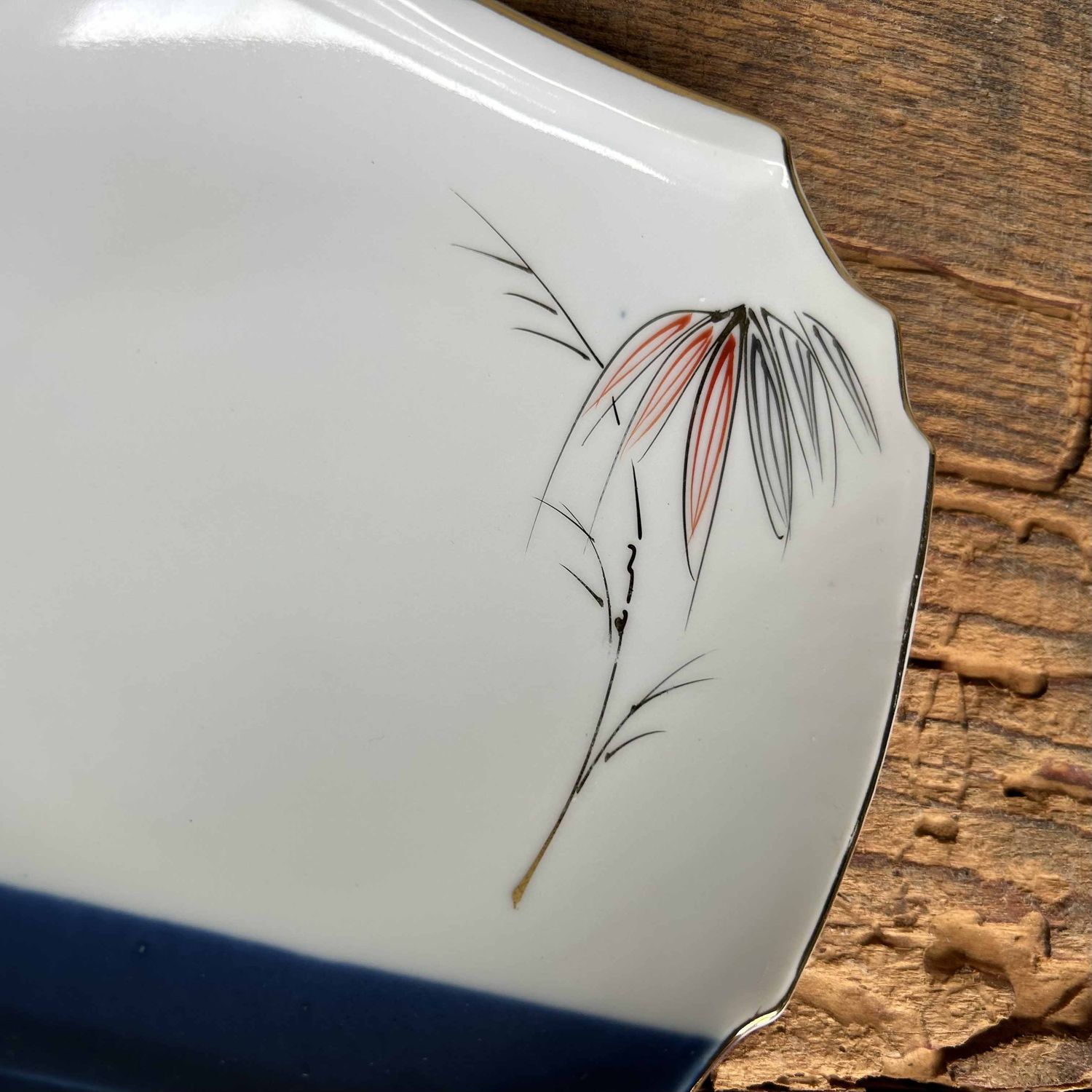 Authentic Set of Porcelain Vintage Plates, Shōwa, Japan.