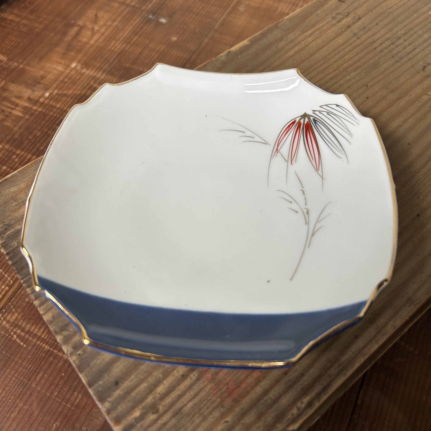 Authentic Set of Porcelain Vintage Plates, Shōwa, Japan.