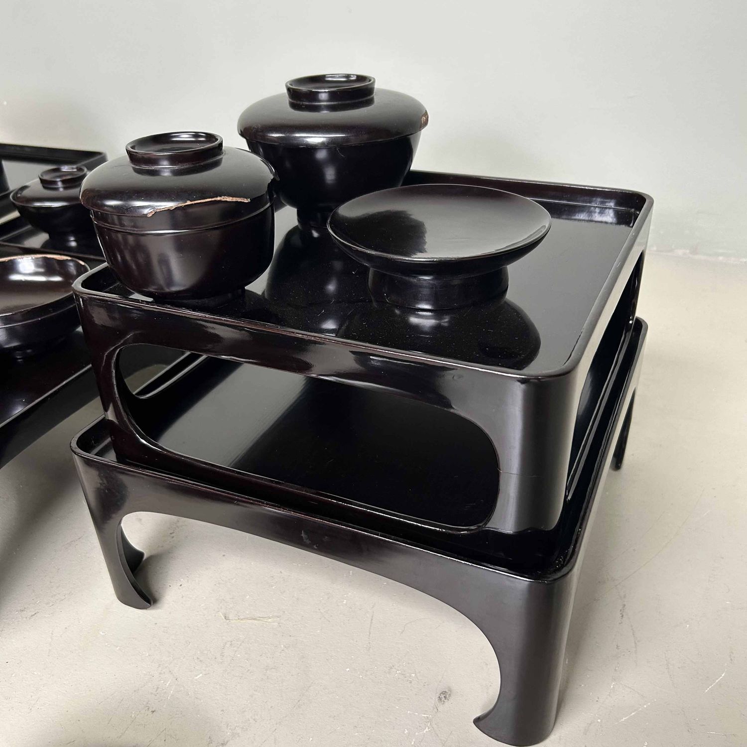 Antieke Ceremoniële Set Traditioneel Lakwerk, Meiji-periode, Japan.