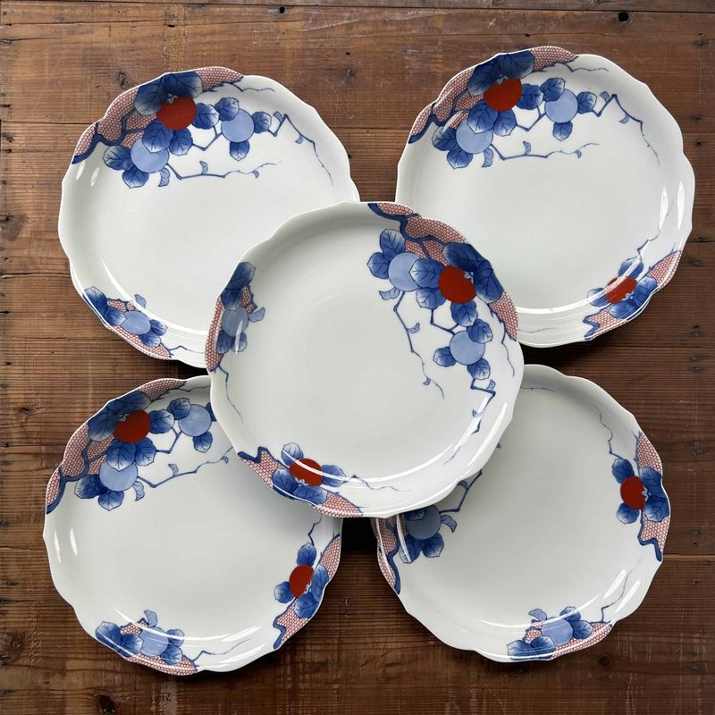 Authentic Set of Porcelain Vintage Plates, Shōwa, Japan.