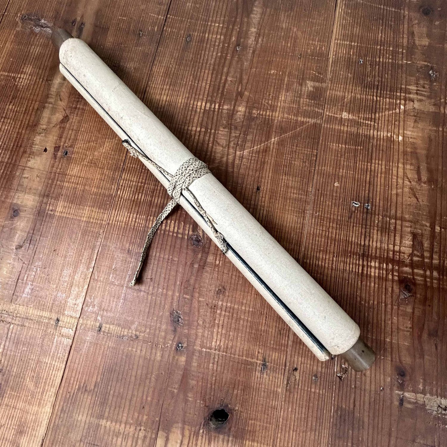 Antieke Japanse Scroll met Handgeschilderde Kalligrafie, Meiji-periode.