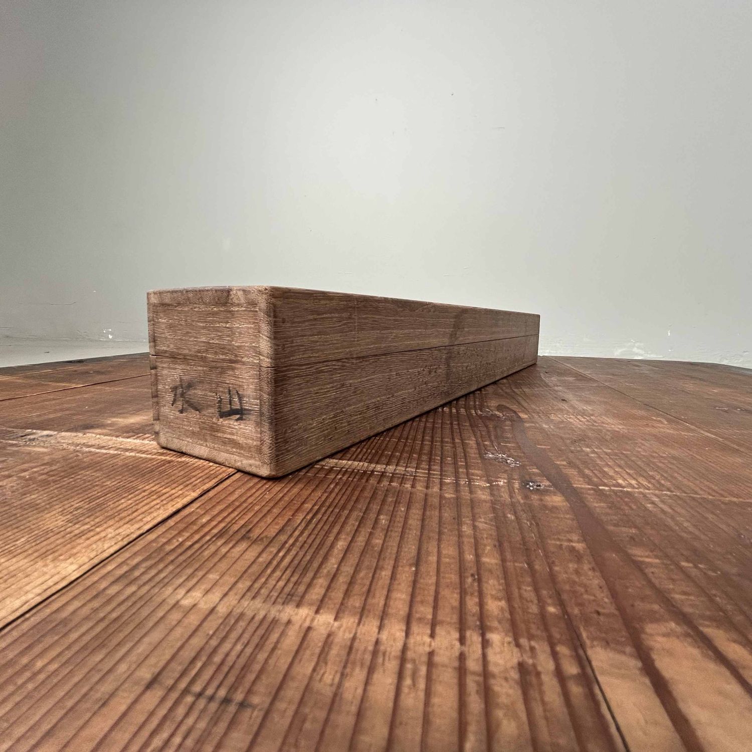 Antieke Japanse Scroll met Handgeschilderde Kalligrafie, Meiji-periode.