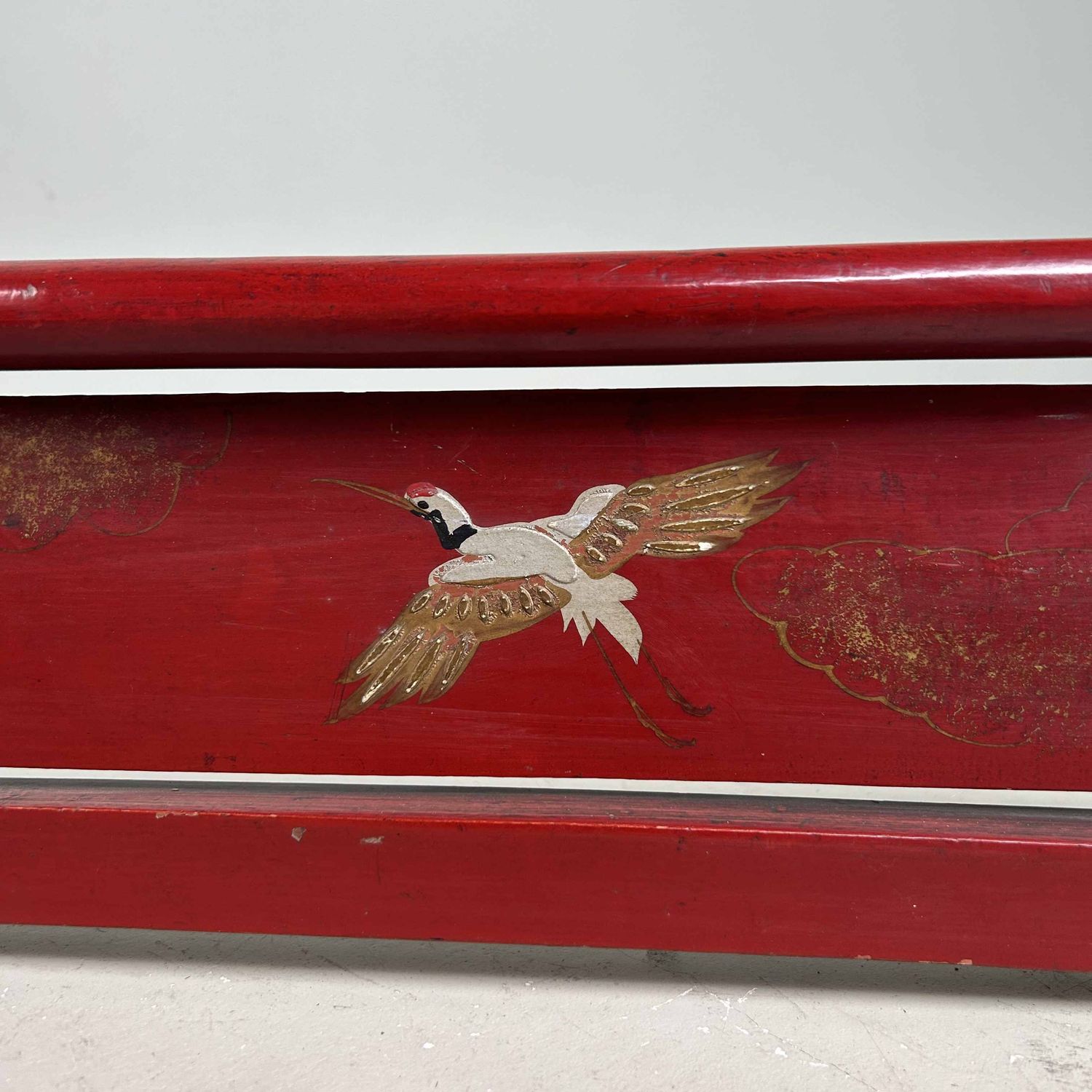 Antieke Japanse Lacquer 'Kraanvogel' Kimono Hanger Stand (Ikō), Meiji.