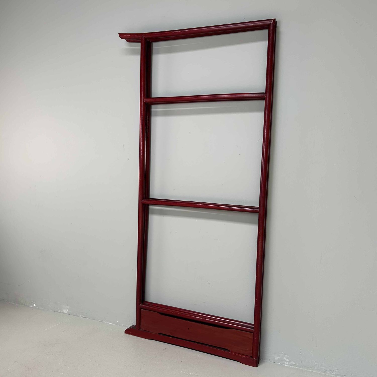 Antieke Japanse Lacquer 'Kraanvogel' Kimono Hanger Stand (Ikō), Meiji.