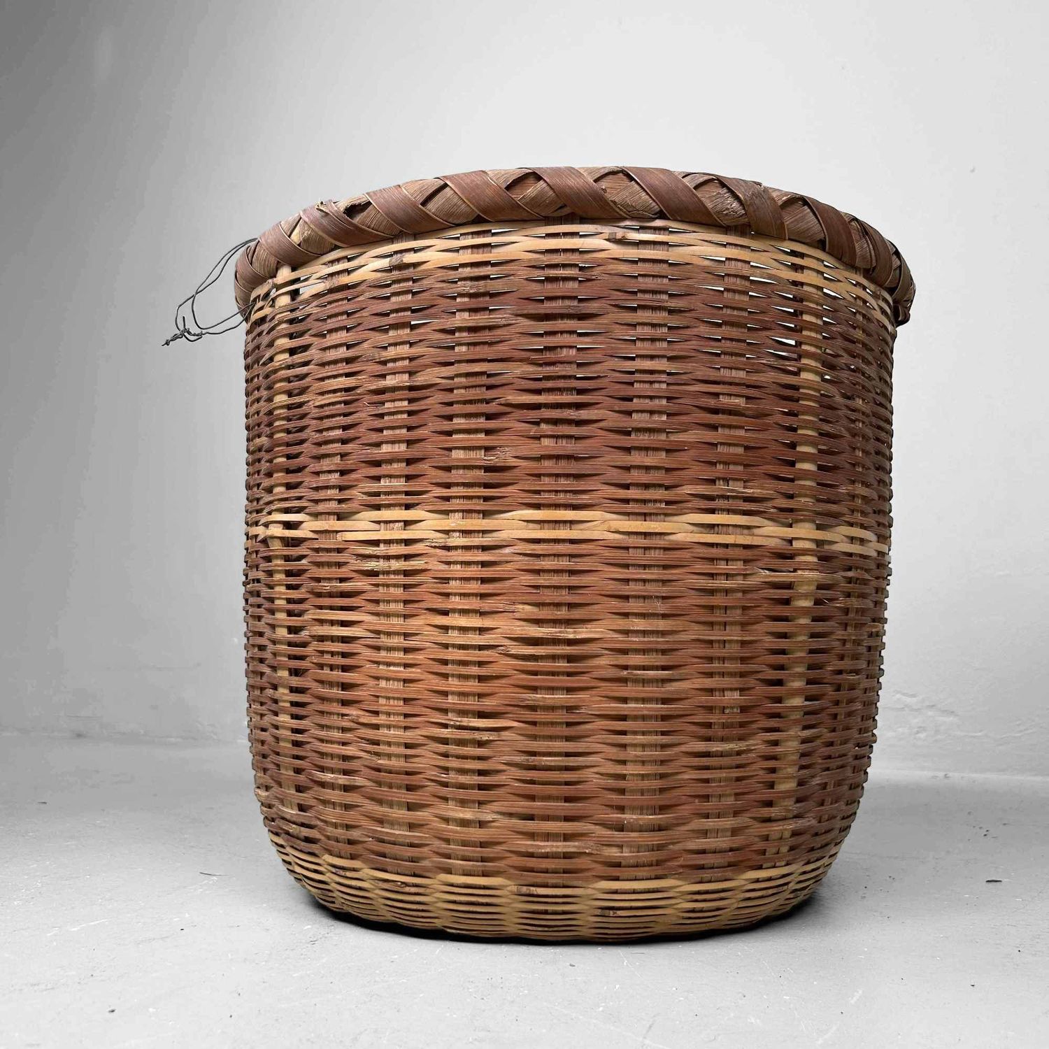 Traditional Japanese Okimono Kago (置物籠) Bamboo Basket, Shōwa Era.