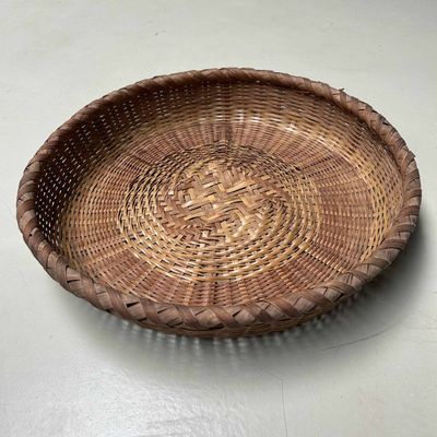 Japanse Hand Gevlochten Bamboe Rieten Oogstmand, Shōwa periode.