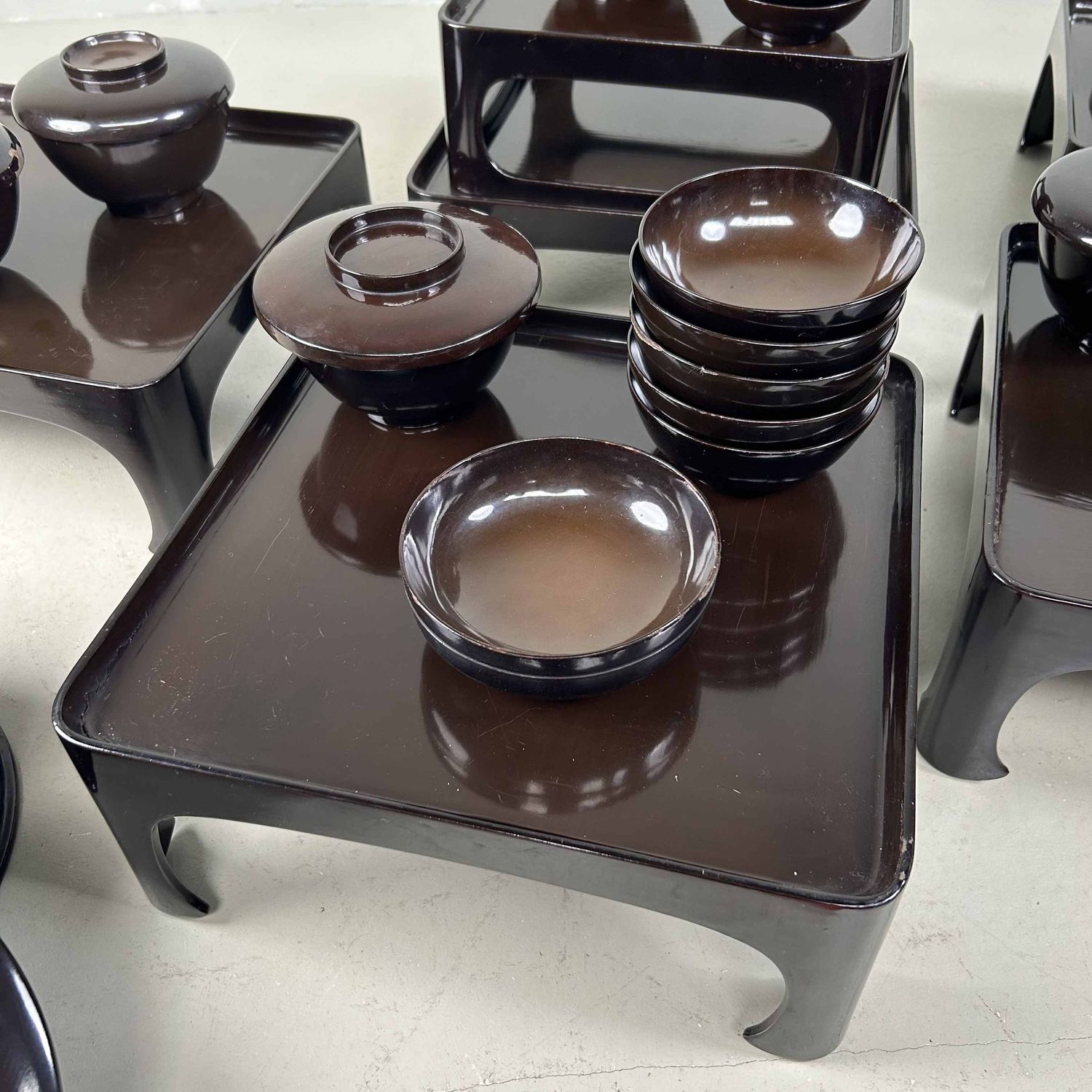 Antieke Ceremoniële Set Traditioneel Lakwerk, Meiji-periode, Japan.