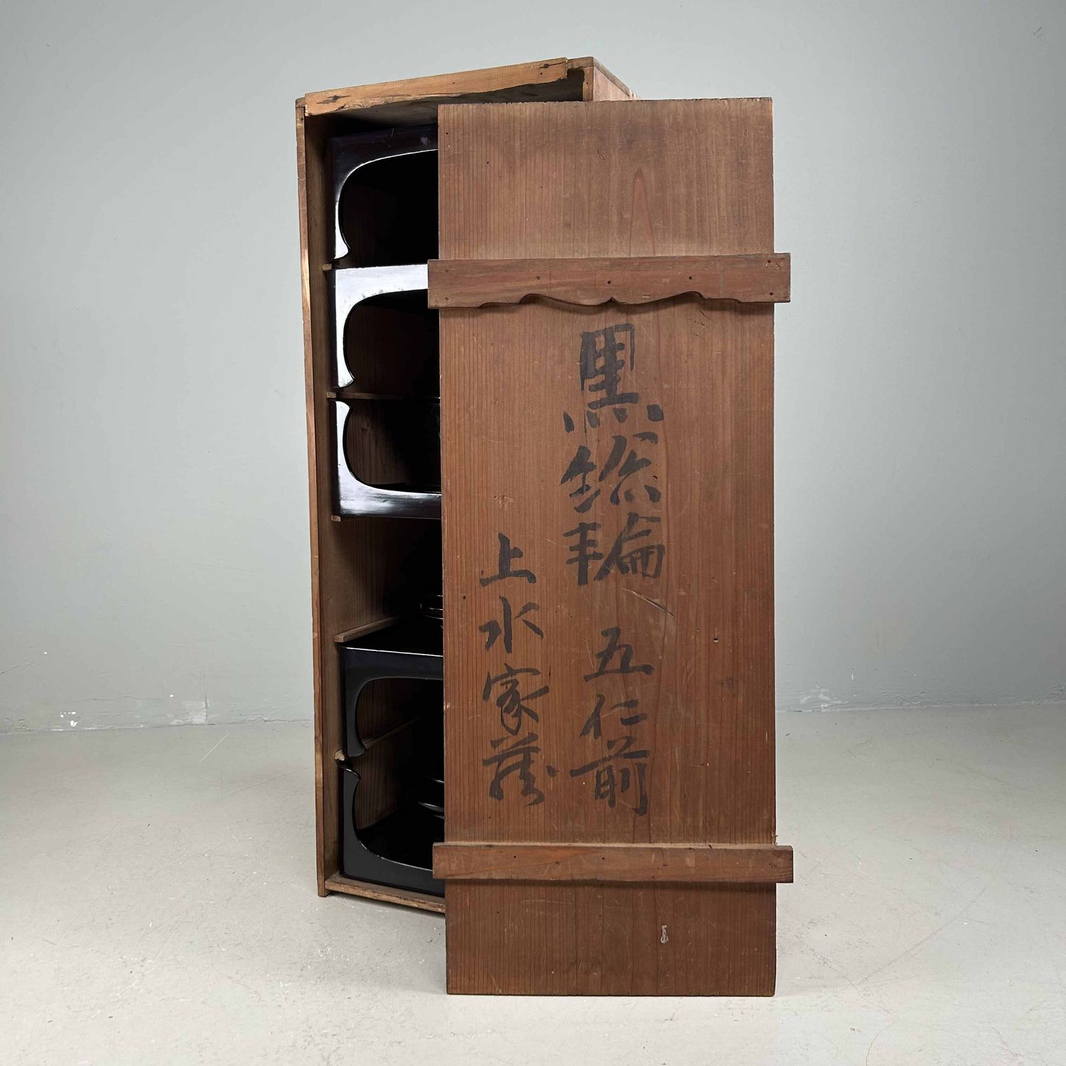 Antieke Ceremoniële Set Traditioneel Lakwerk, 1928, Japan.