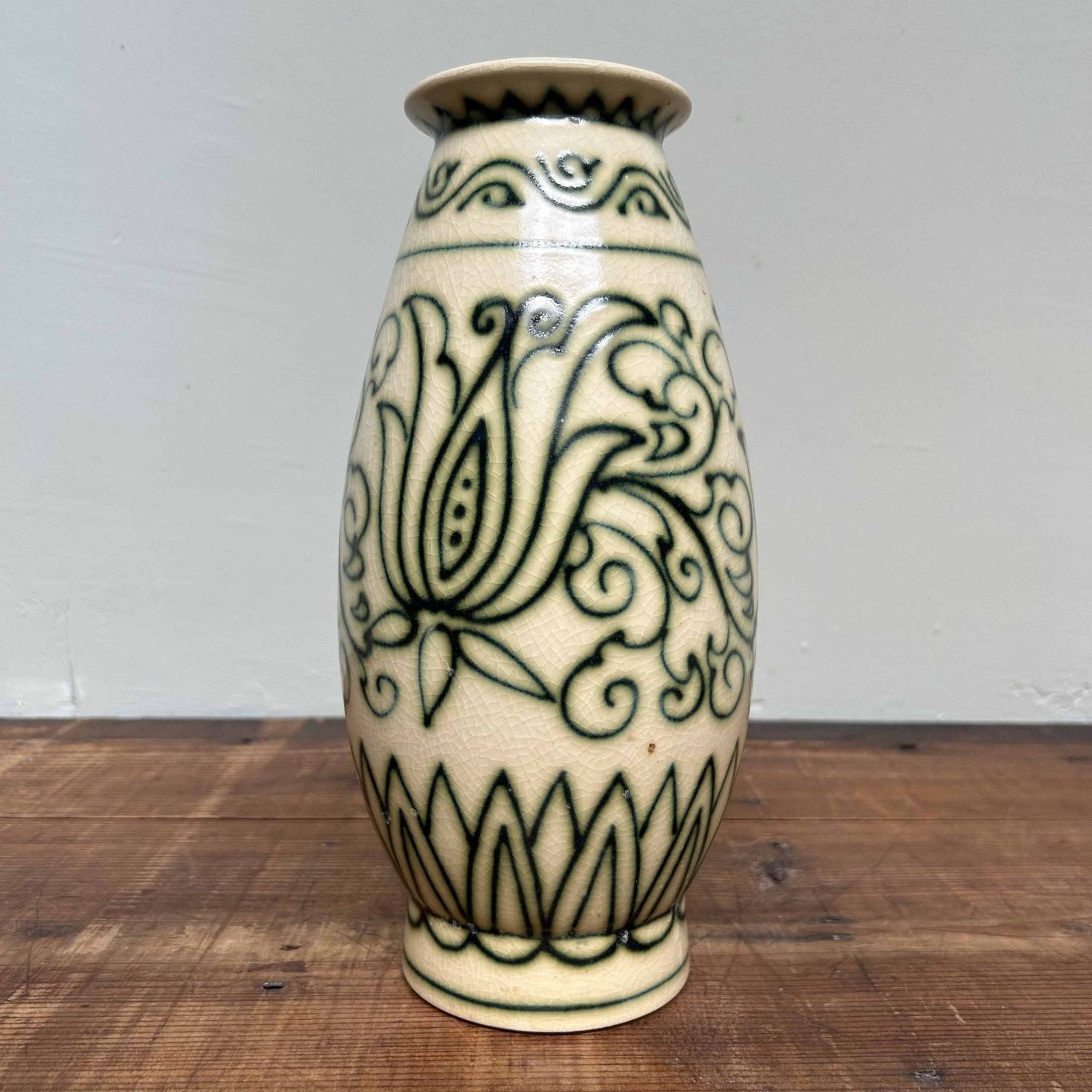 Ceramic Ikebana Flower Vase, Mitsuhiro Yamazaki, Koyo kiln, Japan.