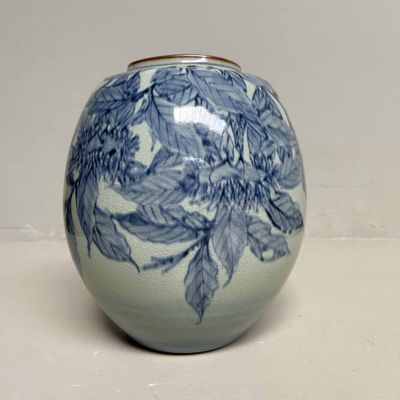 Decorative Vintage Flower Vase from the Shôwa Period, Japan.