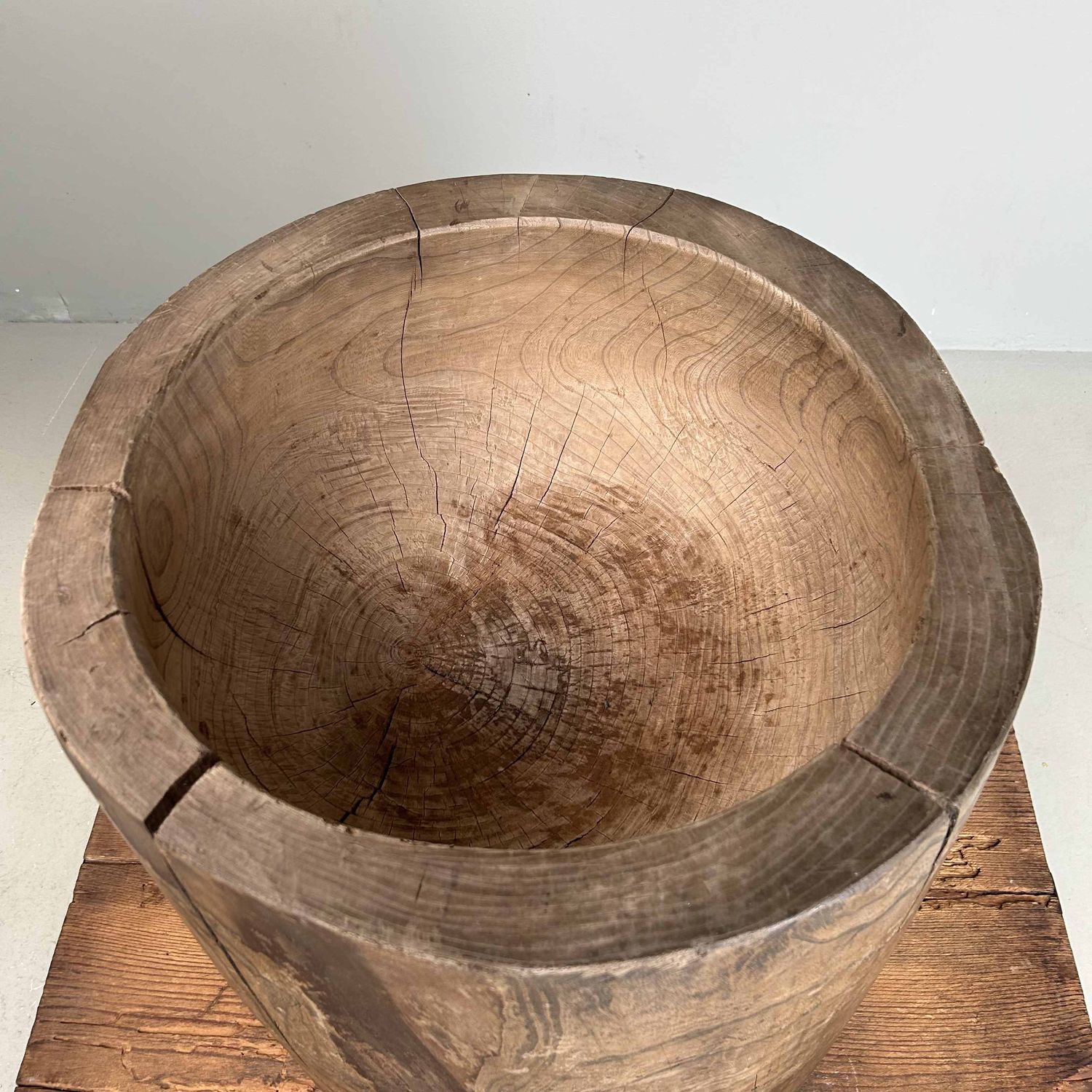 Japanese Mochi-Tsuki Usu, Antique Rice Mortar, late Meiji period.