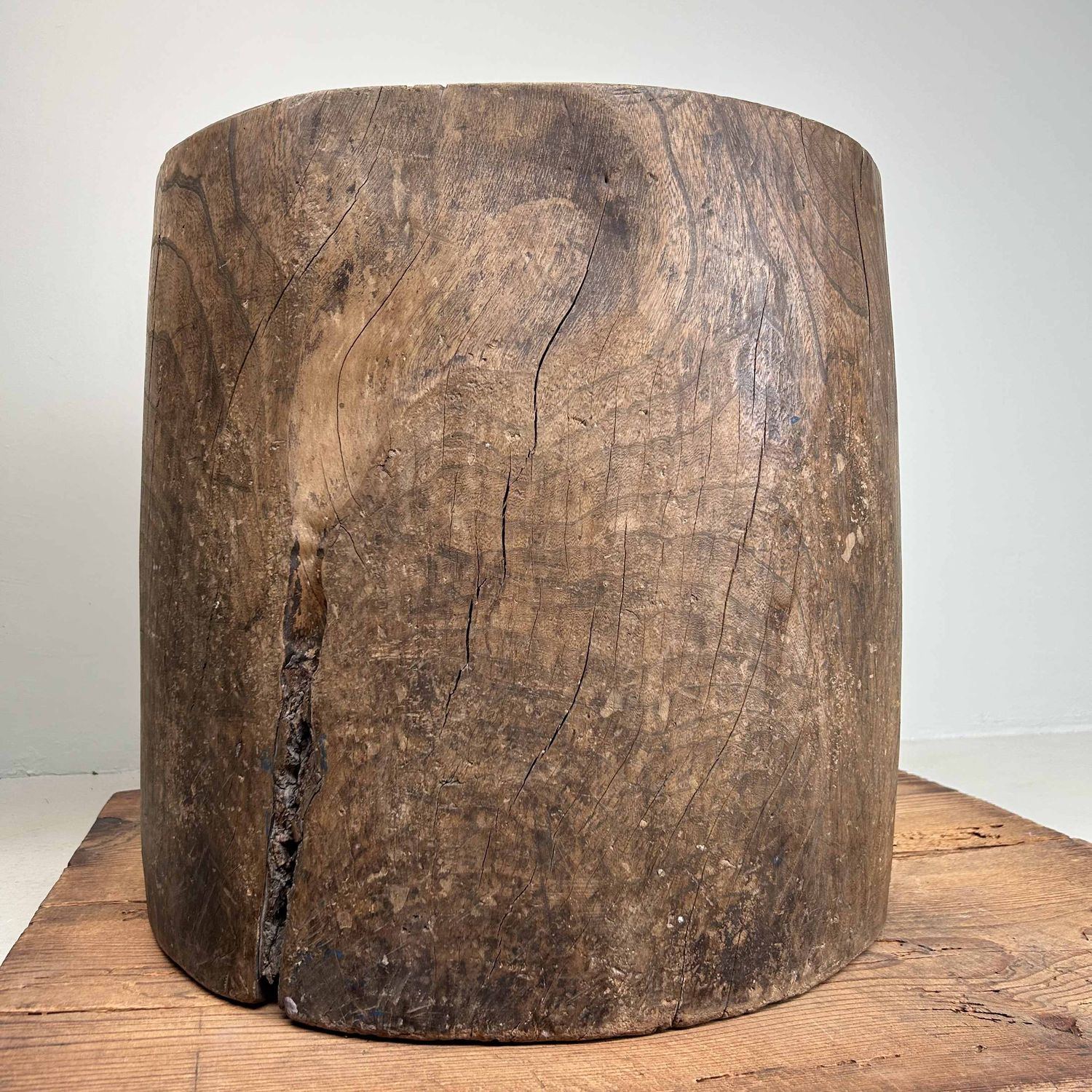 Japanese Mochi-Tsuki Usu, Antique Rice Mortar, late Meiji period.