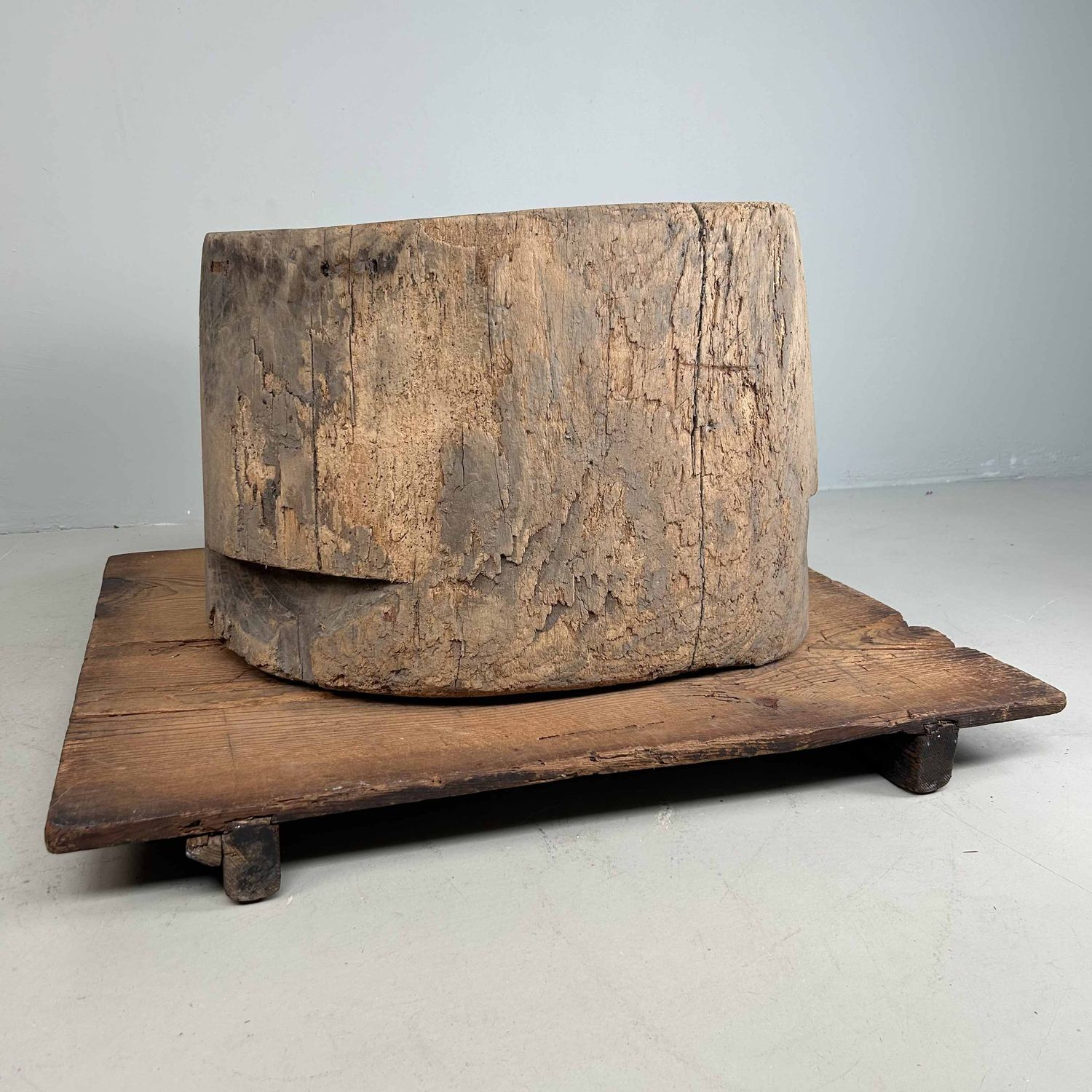 Japanese Mochi-Tsuki Usu, Antique Rice Mortar, late Meiji period.