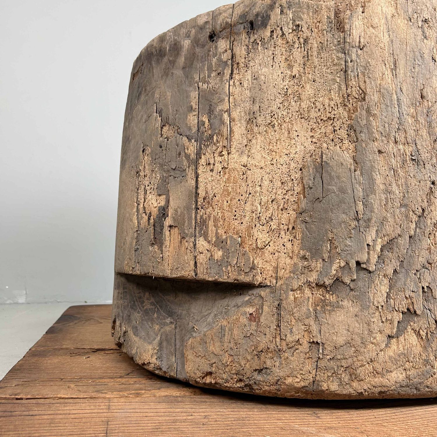 Japanese Mochi-Tsuki Usu, Antique Rice Mortar, late Meiji period.