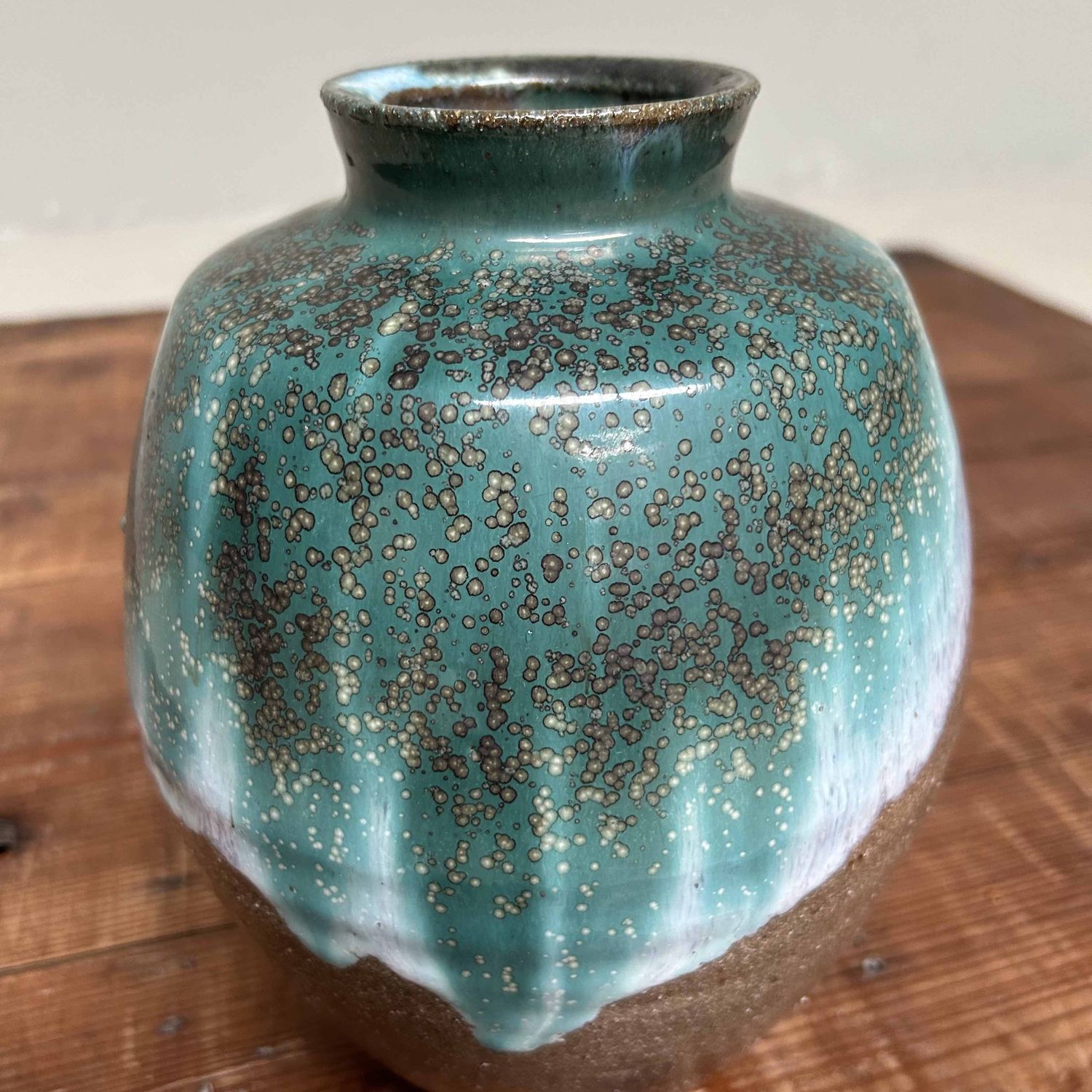 Glazed Ceramic Ikebana Flower Vase, Agano Yaki, Japan. Glazed Ceramic Ikebana Flower Vase, Agano Yaki, Japan.